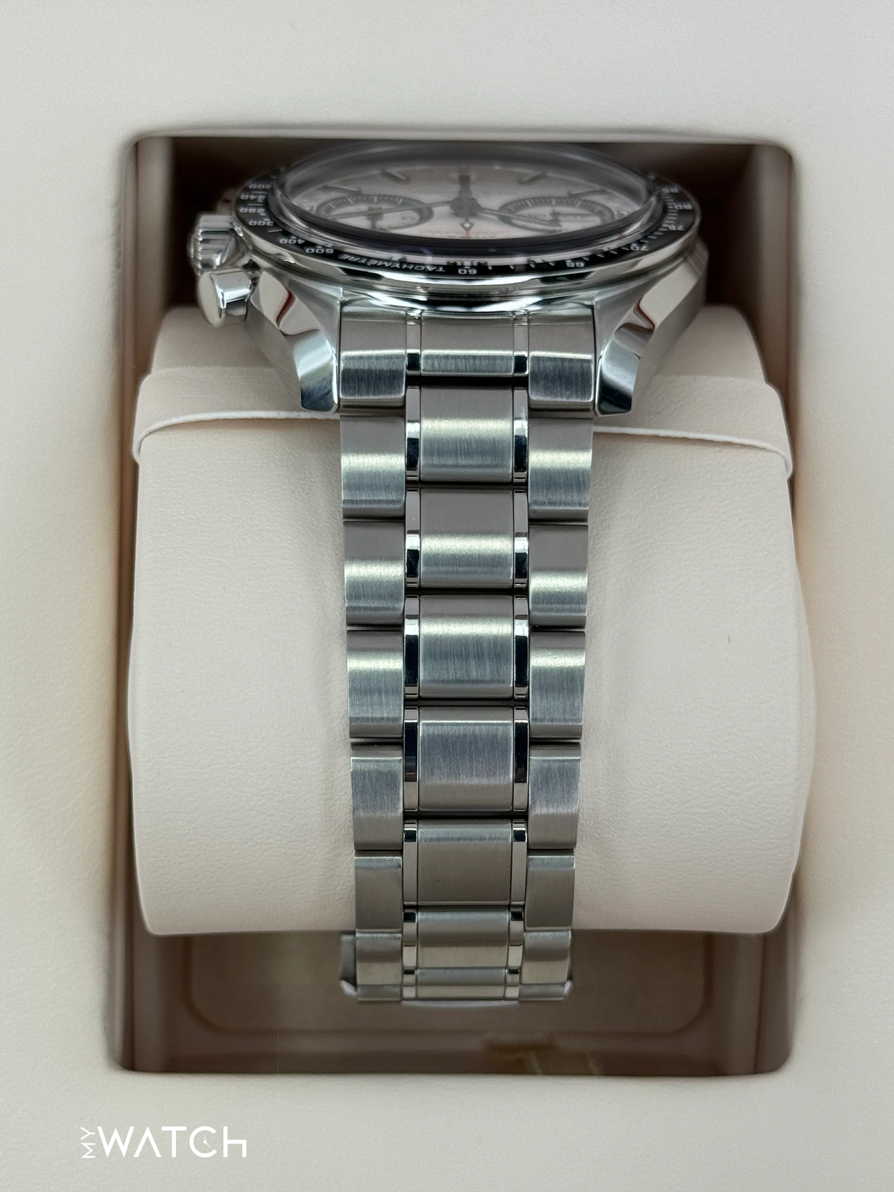 NEW 2025 Omega Speeedmaster Racing 44.2mm 329.30.44.51.04.001 White Dial - Image 4