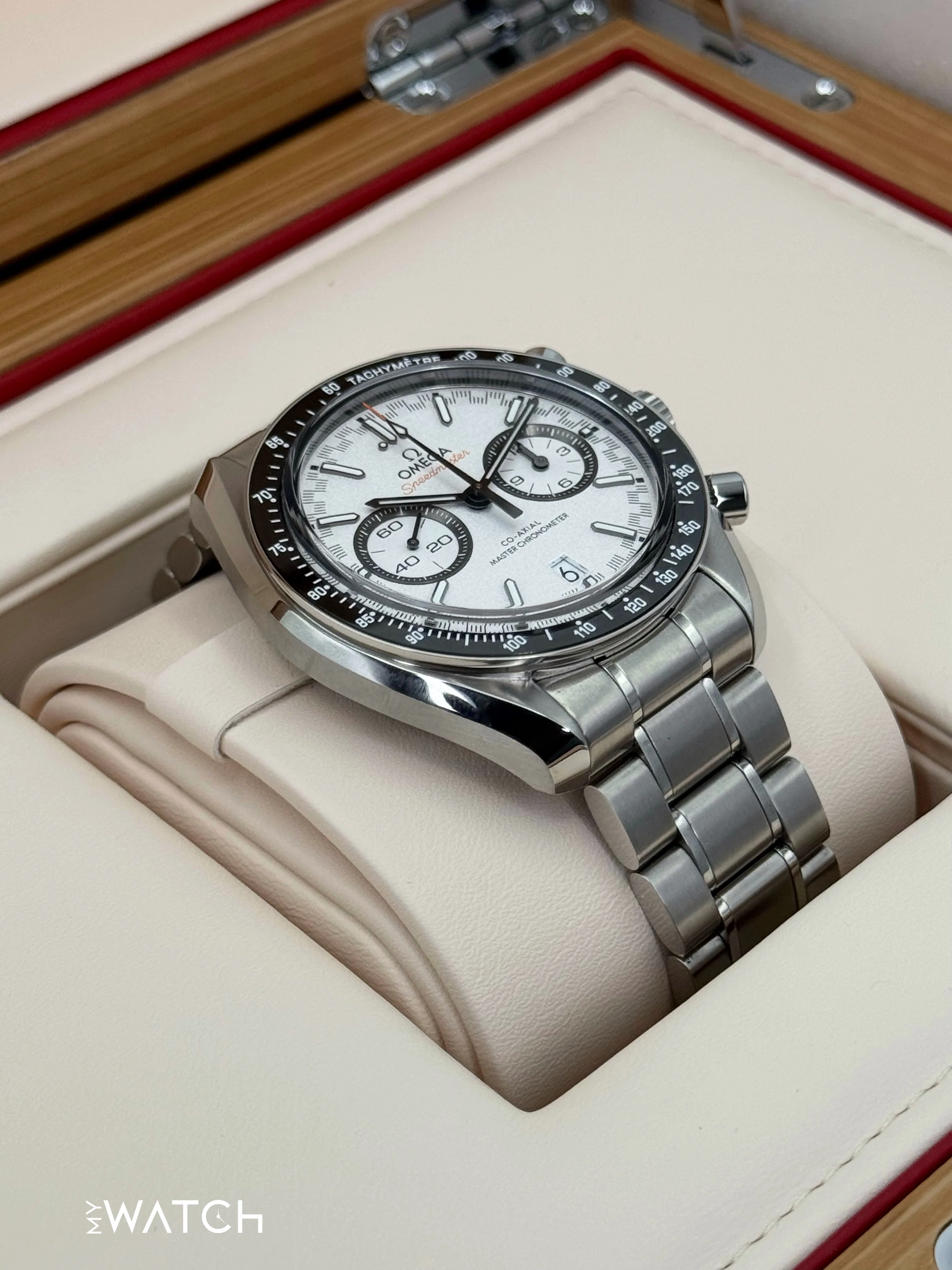 NEW 2025 Omega Speeedmaster Racing 44.2mm 329.30.44.51.04.001 White Dial - Image 6
