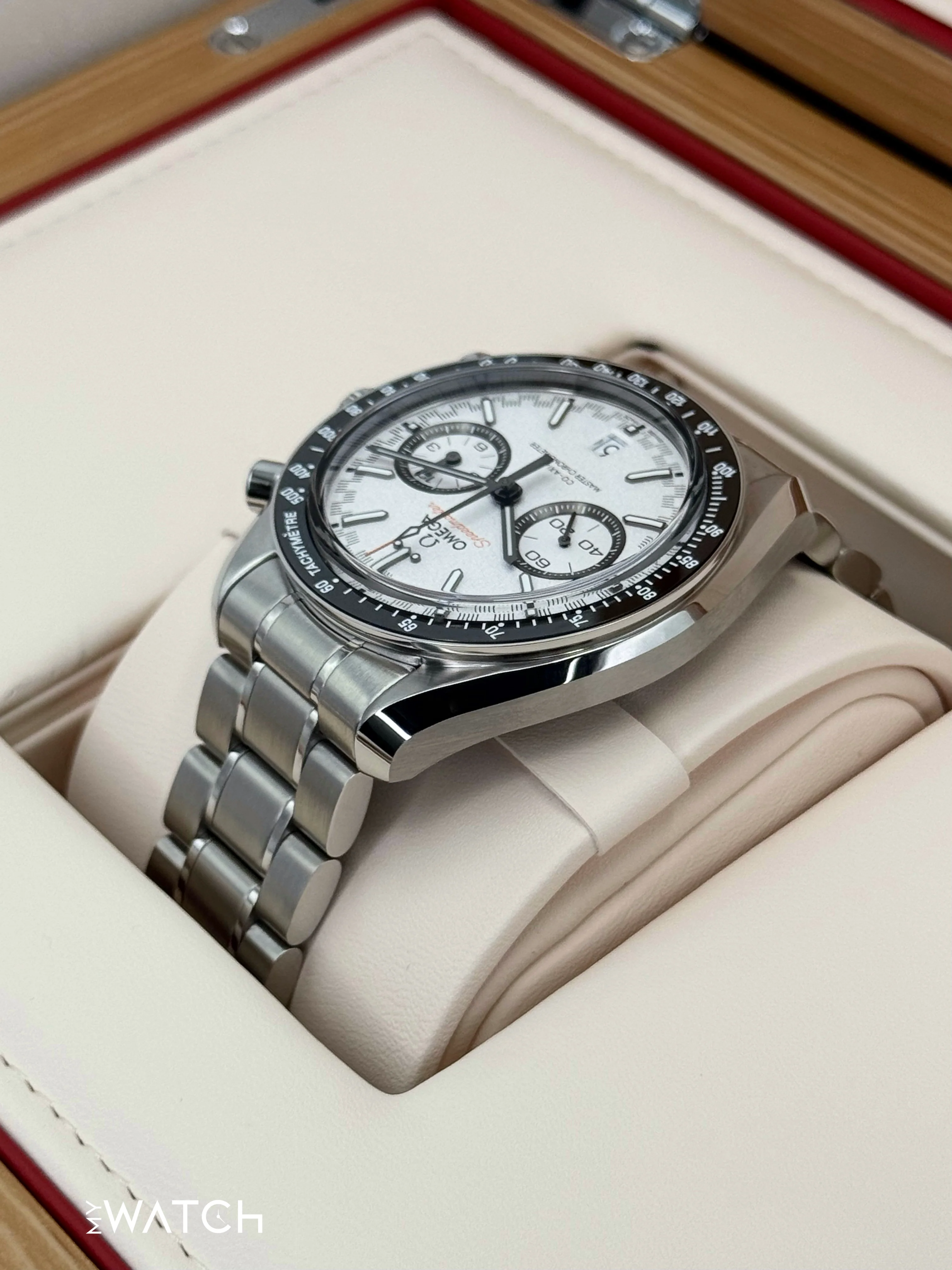 NEW 2025 Omega Speeedmaster Racing 44.2mm 329.30.44.51.04.001 White Dial - Image 7