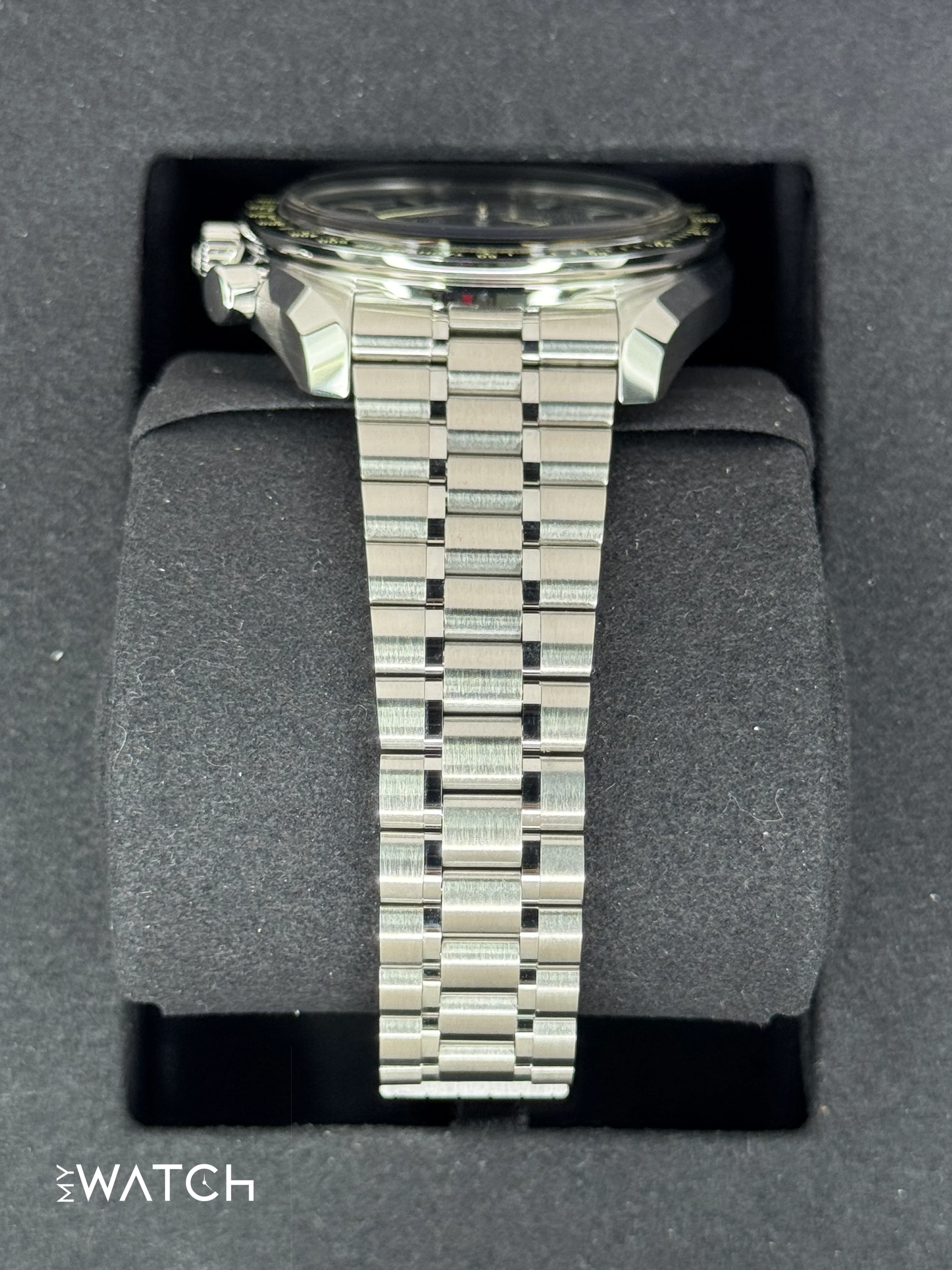 NEW 2025 Omega Speedmaster Super Racing 44mm 329.30.44.51.01.003 - Image 4