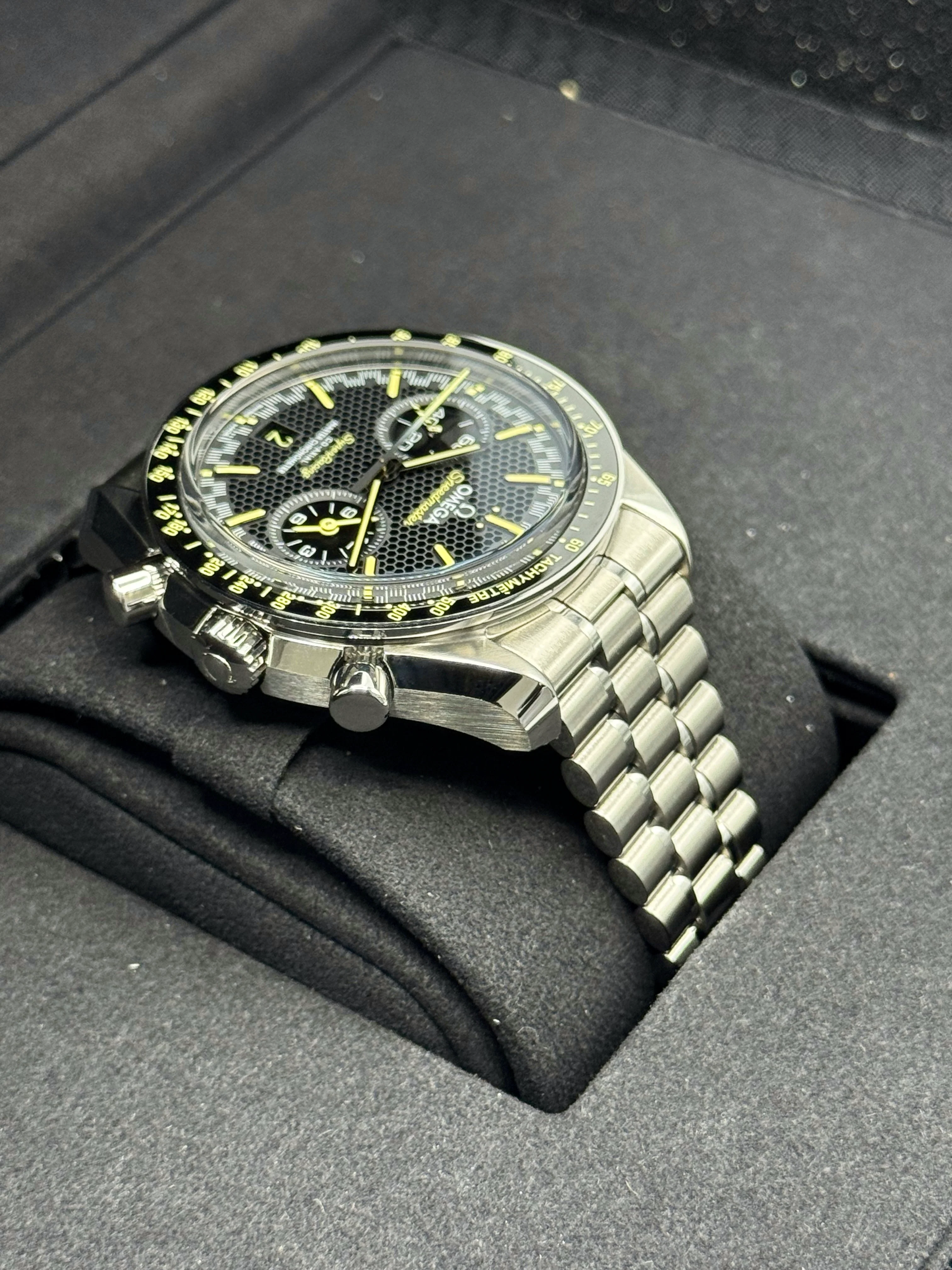 NEW 2025 Omega Speedmaster Super Racing 44mm 329.30.44.51.01.003 - Image 8