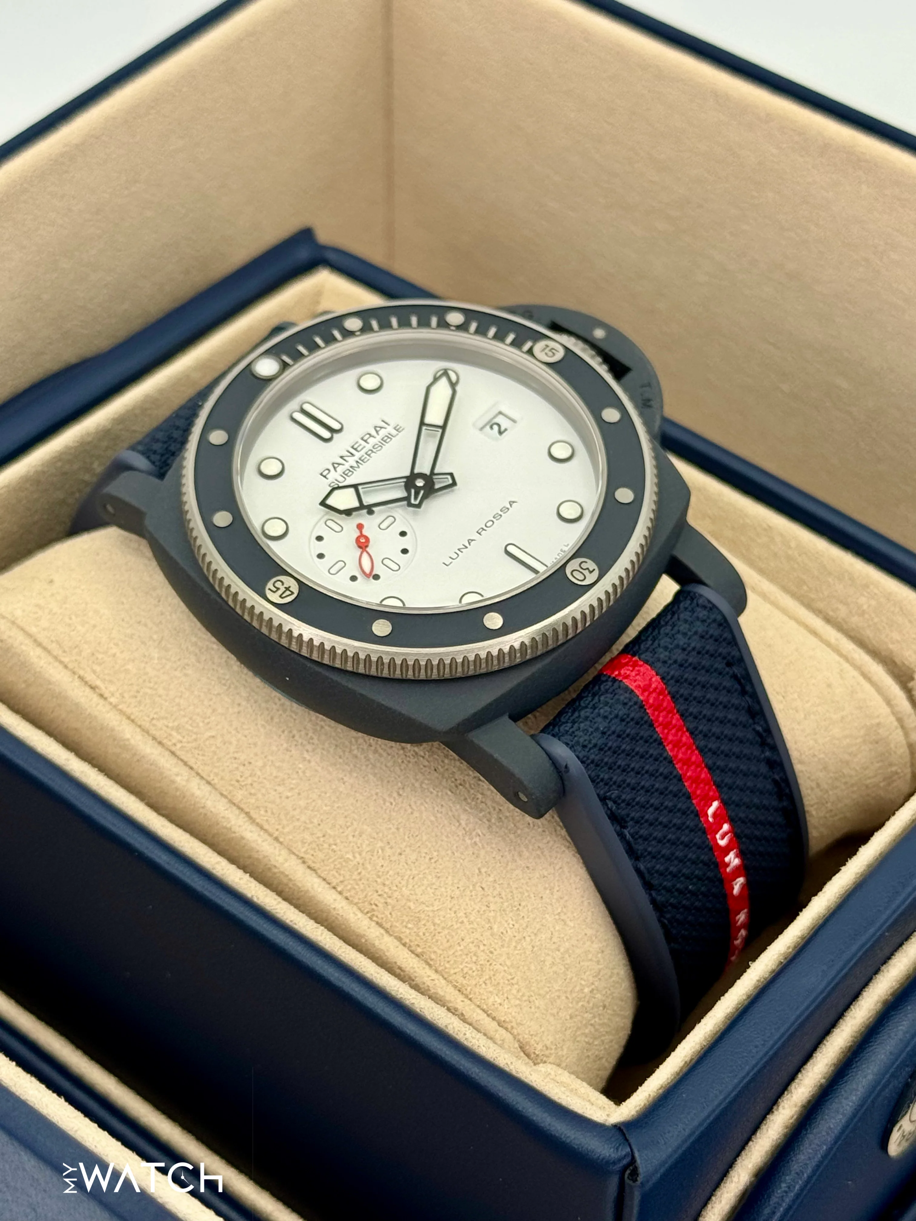 NEW 2025 Panerai Quarantaquattro 44mm PAM01543 Ceramic White Dial - Image 5
