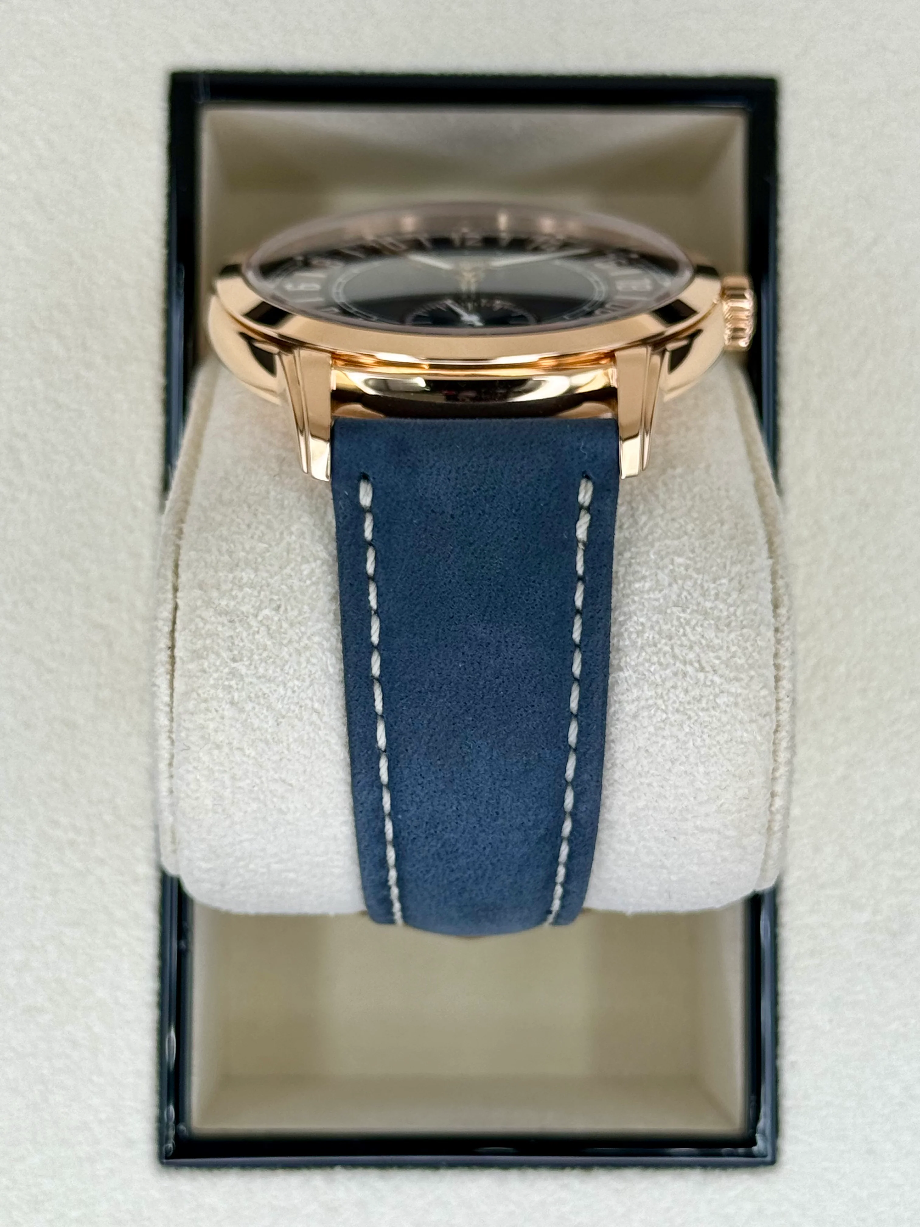 NEW 2025 Patek Philippe 42mm 5224R Calatrava Travel Time Rose Gold Blue Dial - Image 3
