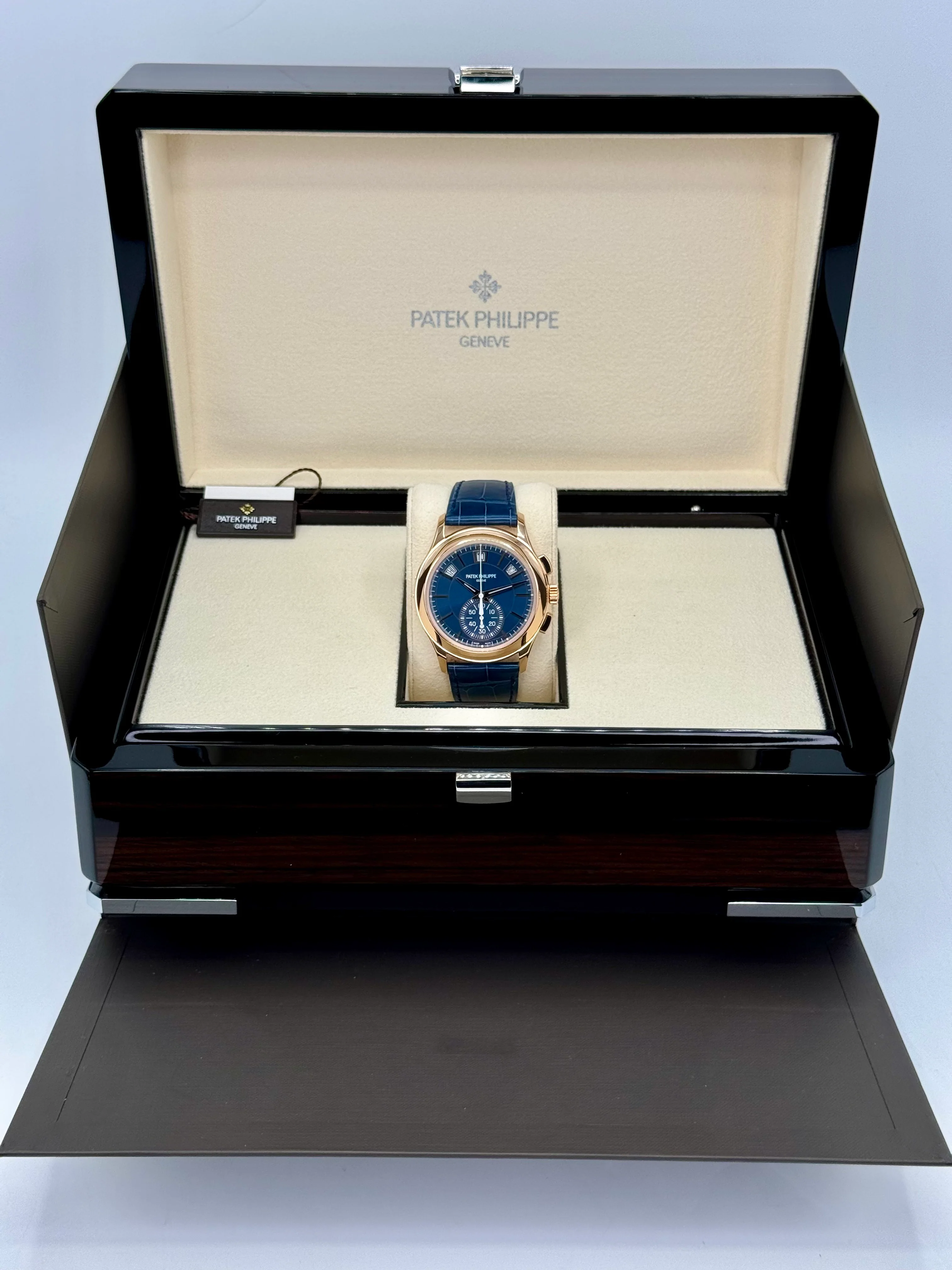 NEW 2025 Patek Philippe 5905R Flyback Chronograph Annual Calendar Blue Dial - Image 10