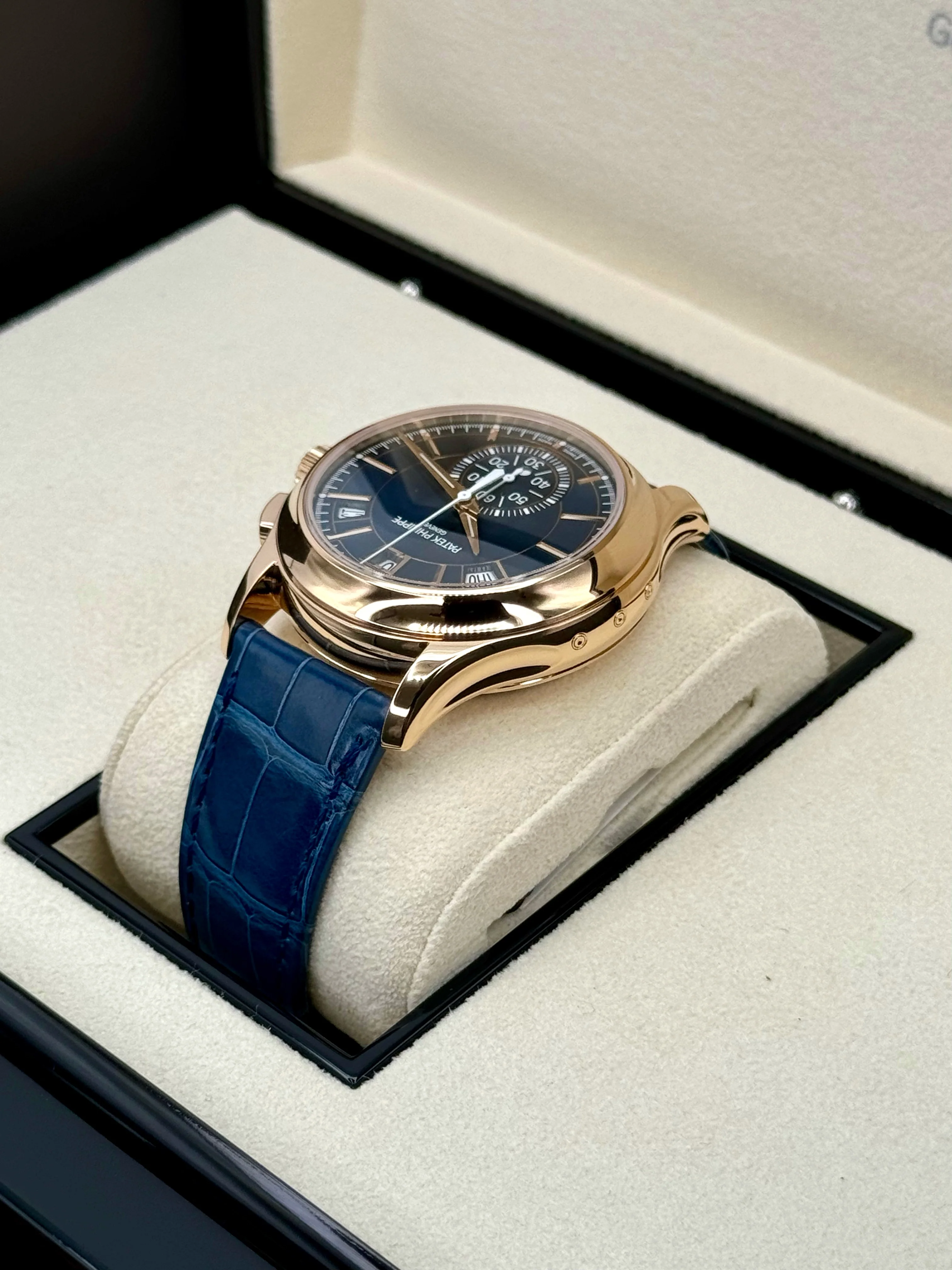 NEW 2025 Patek Philippe 5905R Flyback Chronograph Annual Calendar Blue Dial - Image 7