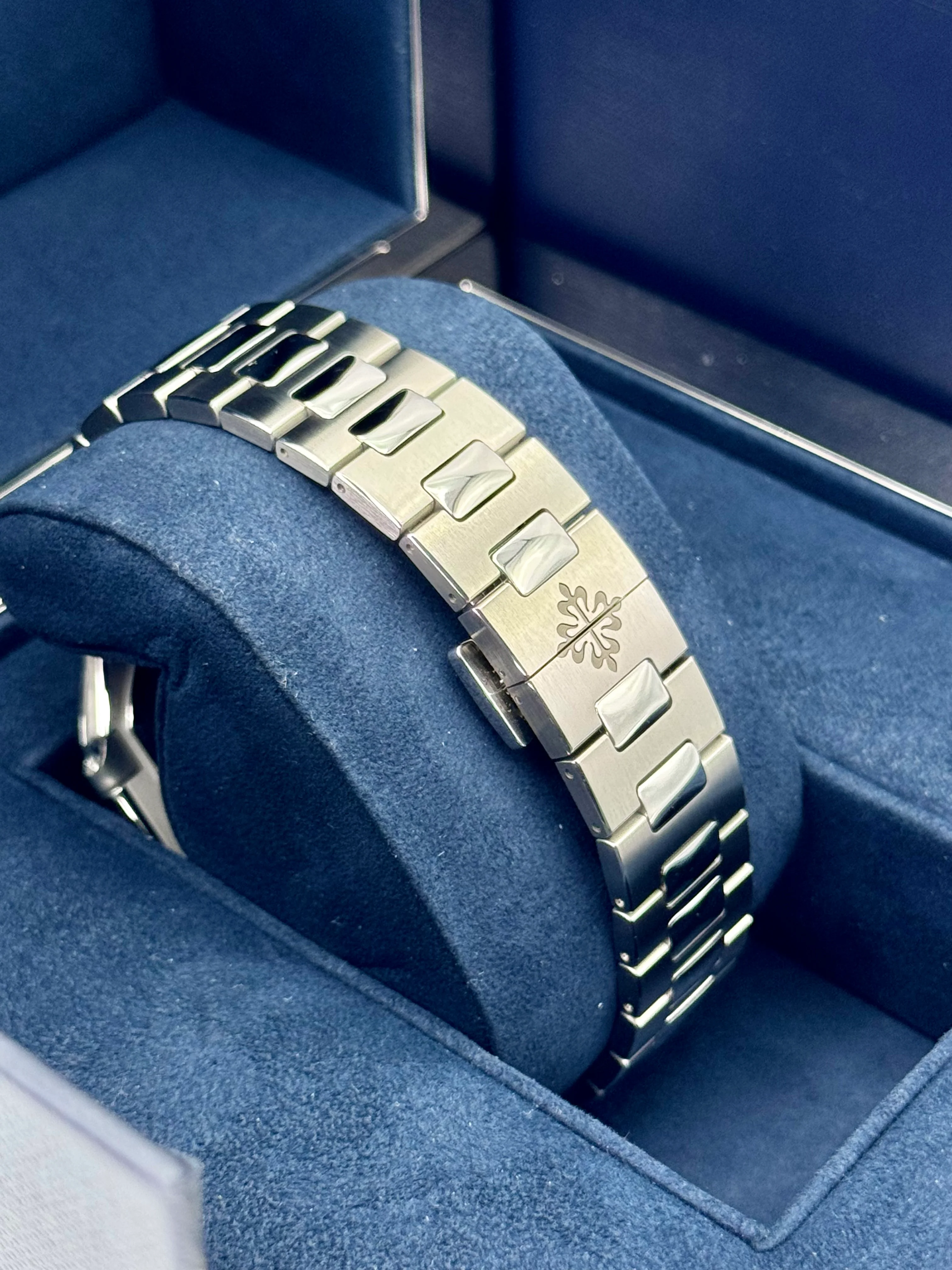 NEW 2025 Patek Philippe Cubitus 45mm 5821 Stainless Steel Green Dial - Image 2