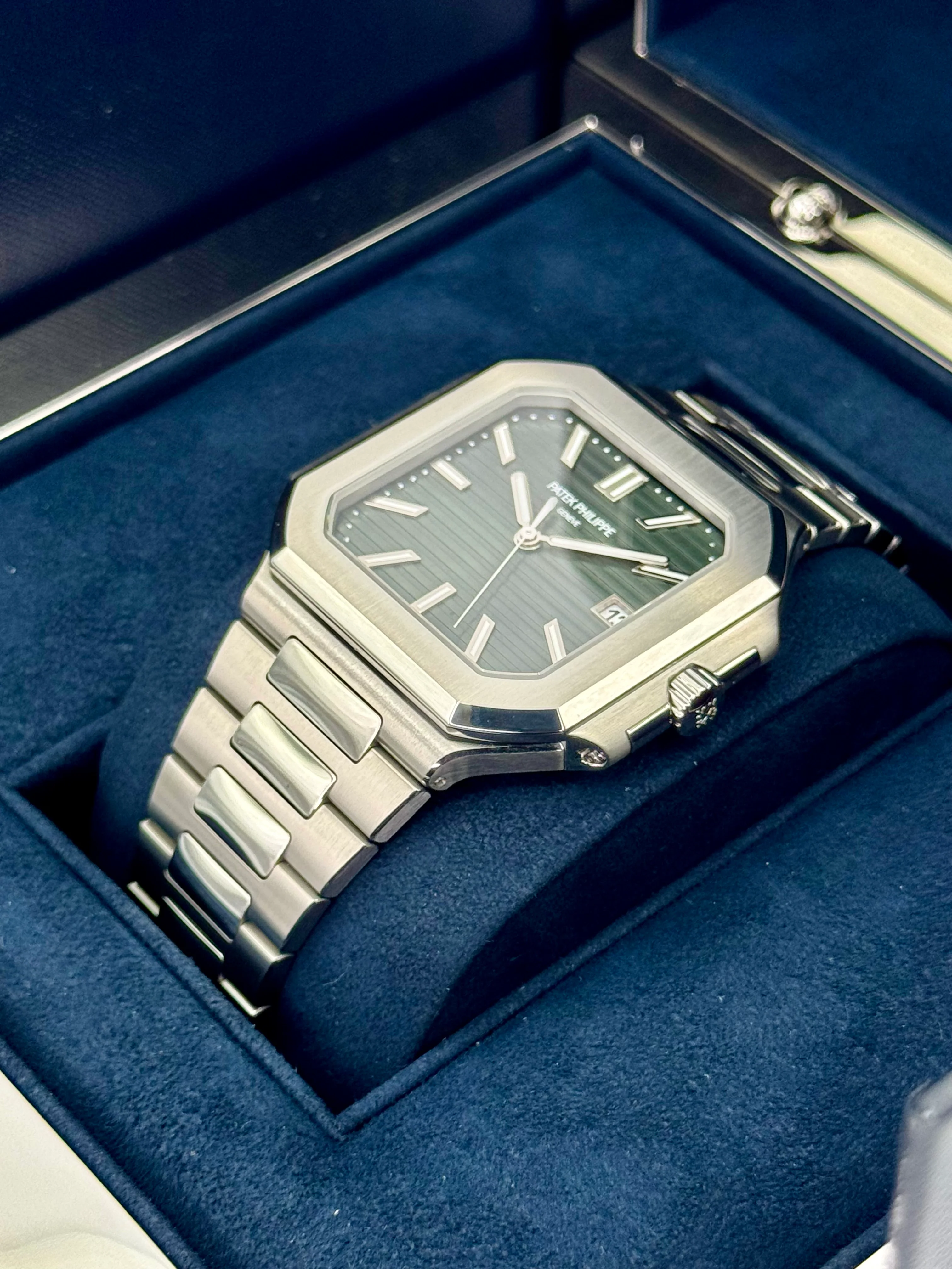 NEW 2025 Patek Philippe Cubitus 45mm 5821 Stainless Steel Green Dial - Image 5
