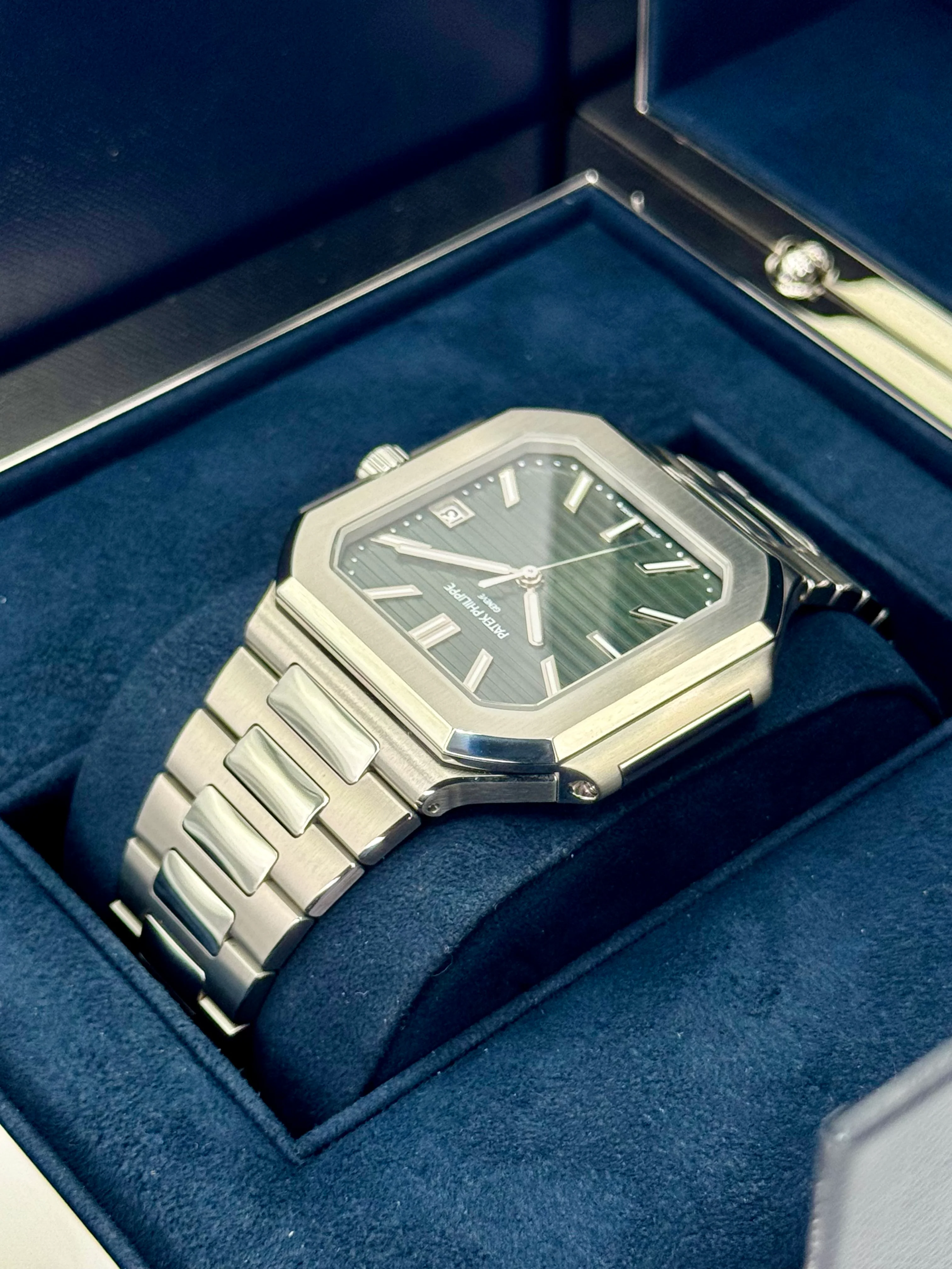 NEW 2025 Patek Philippe Cubitus 45mm 5821 Stainless Steel Green Dial - Image 7