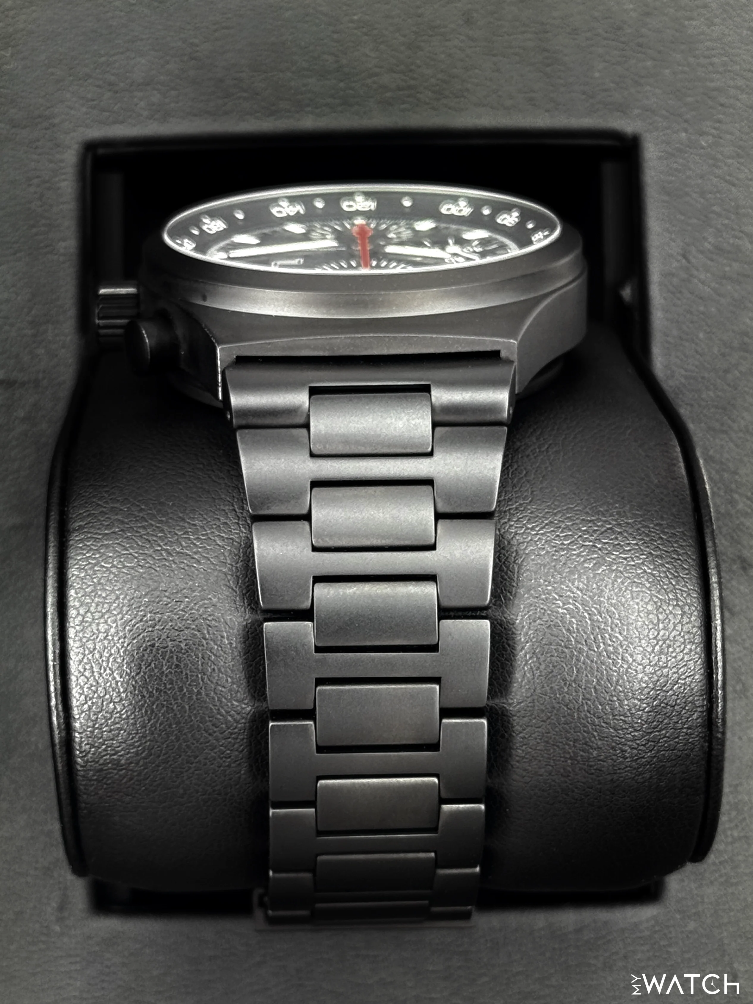 NEW 2025 Porsche Design Numbered Edition 41mm 6043.7.01.001.01.5 Titanium Black Dial - Image 4