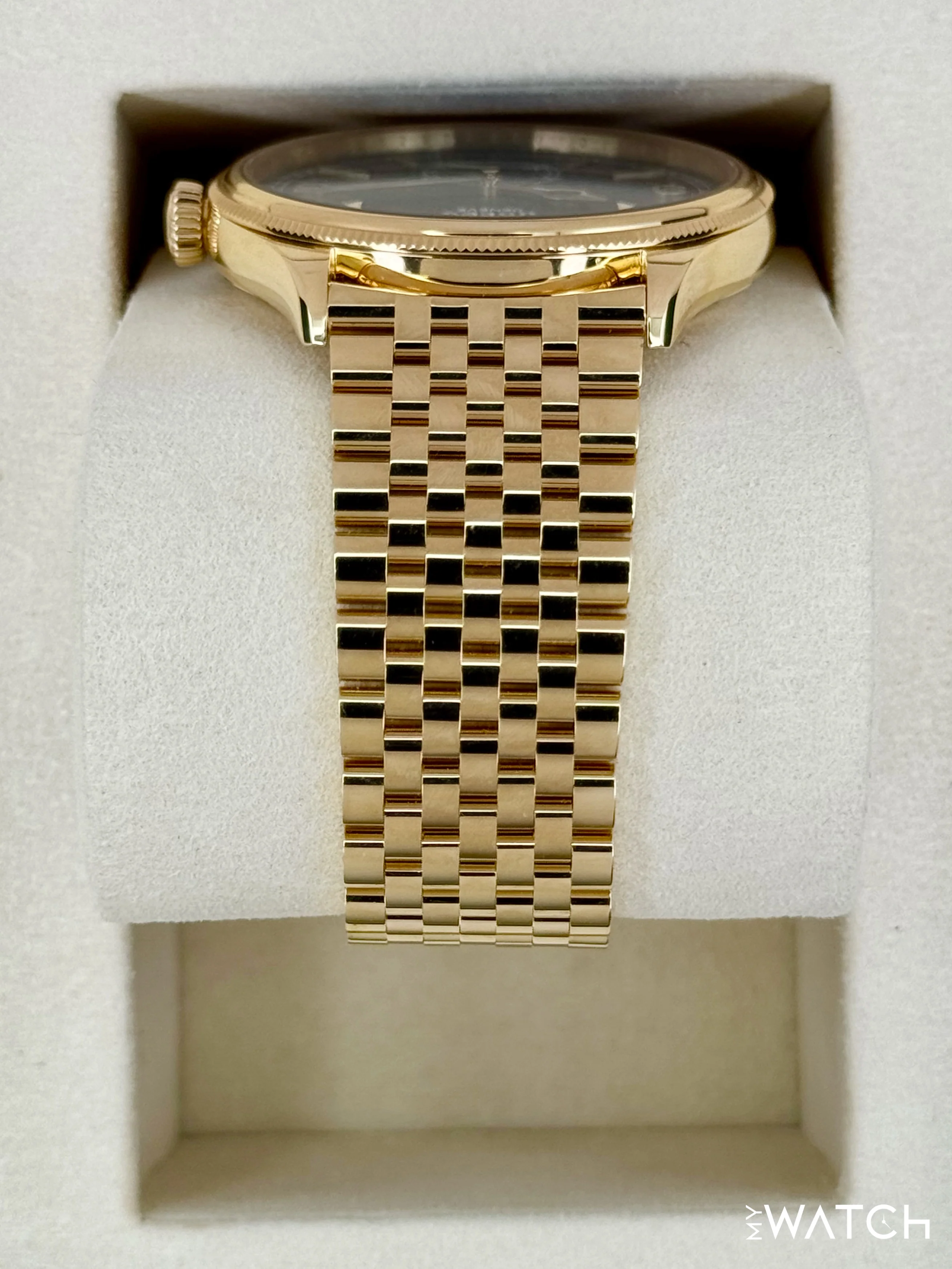 NEW 2025 Rolex 1908 39mm 52508 Yellow Gold Settimo Bracelet Black Dial - Image 4