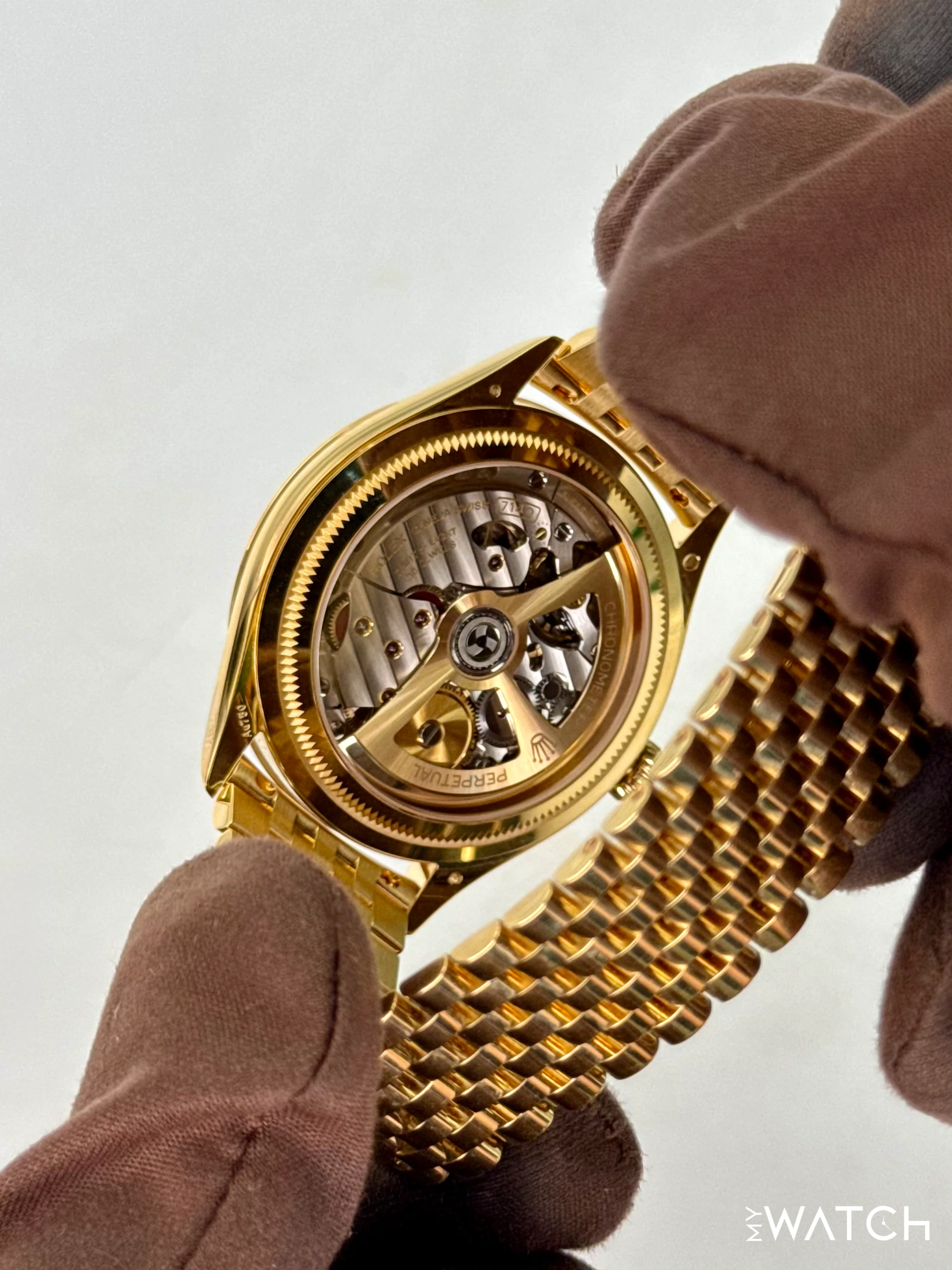 NEW 2025 Rolex 1908 39mm 52508 Yellow Gold Settimo Bracelet Black Dial - Image 9