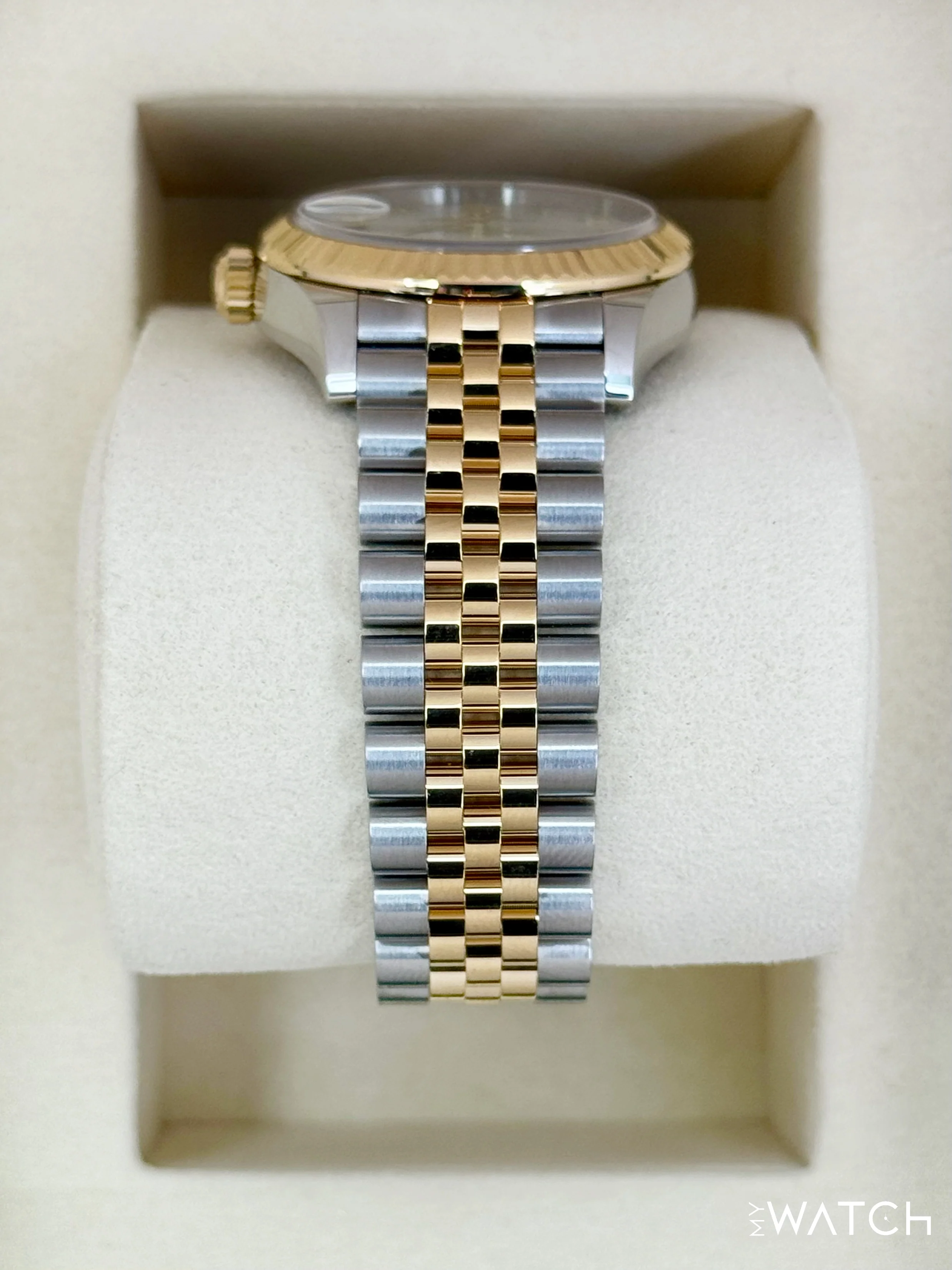 NEW 2025 Rolex Datejust 31mm 278273 Jubilee MOP Diamond Dial - Image 4