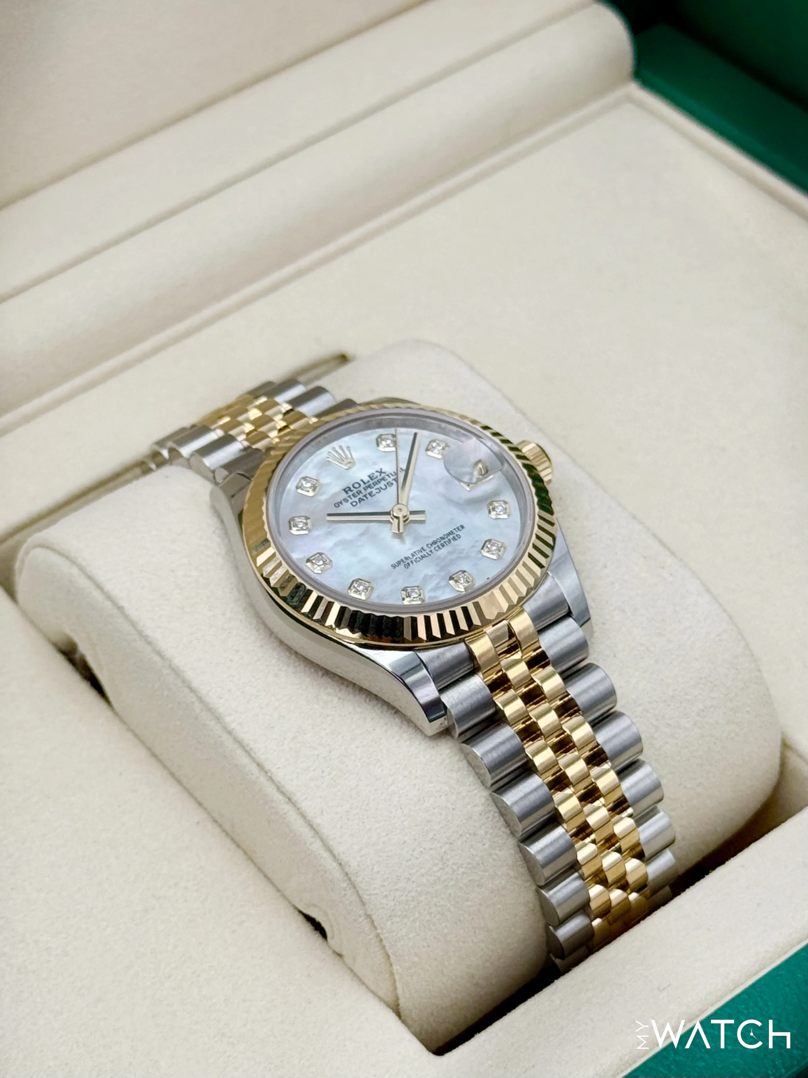 NEW 2025 Rolex Datejust 31mm 278273 Jubilee MOP Diamond Dial - Image 6