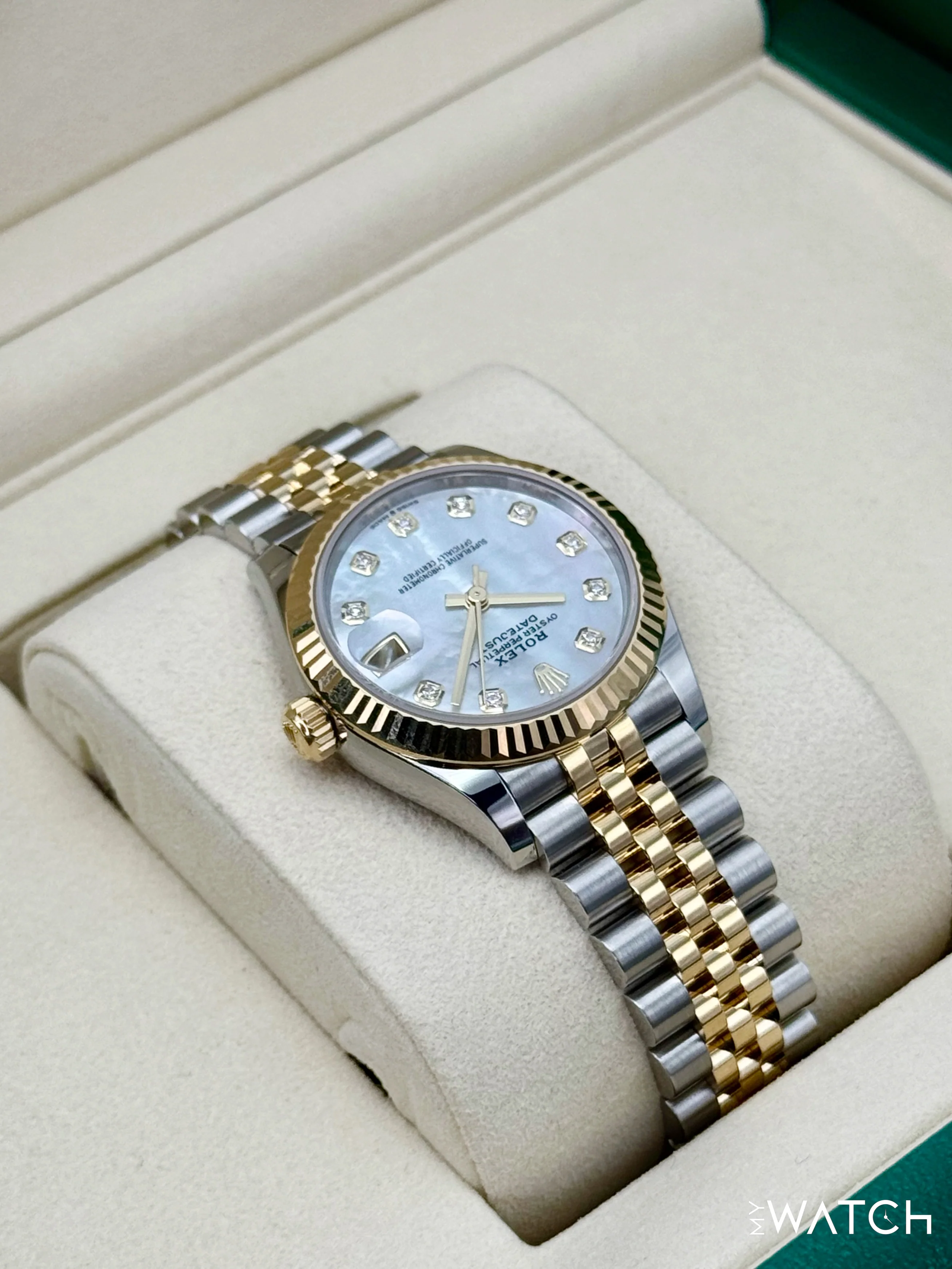NEW 2025 Rolex Datejust 31mm 278273 Jubilee MOP Diamond Dial - Image 8