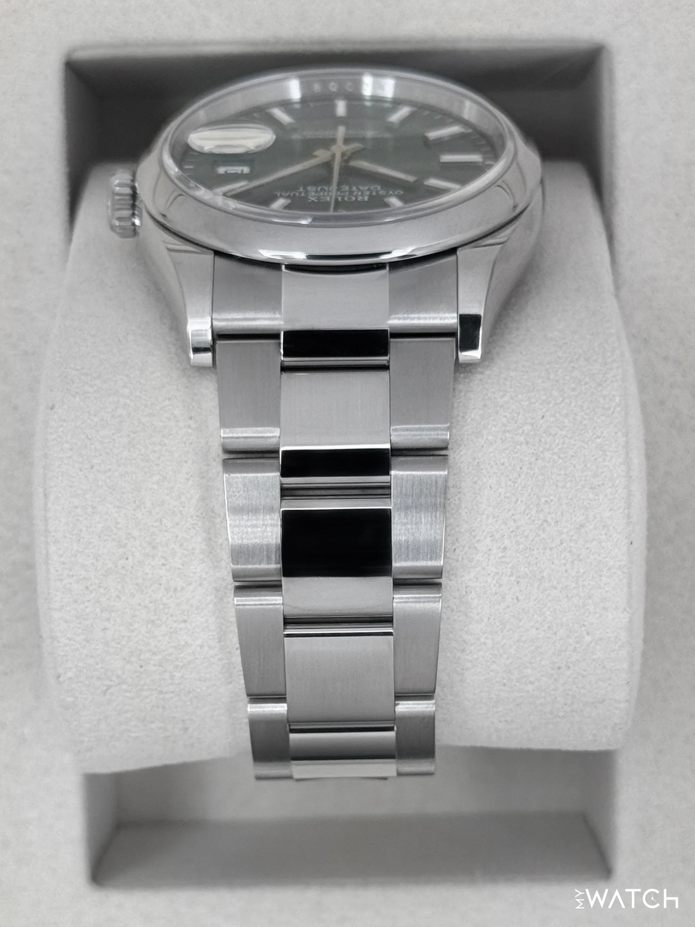 NEW 2025 Rolex Datejust 36mm 126200 Oyster Mint Green Dial - Image 4