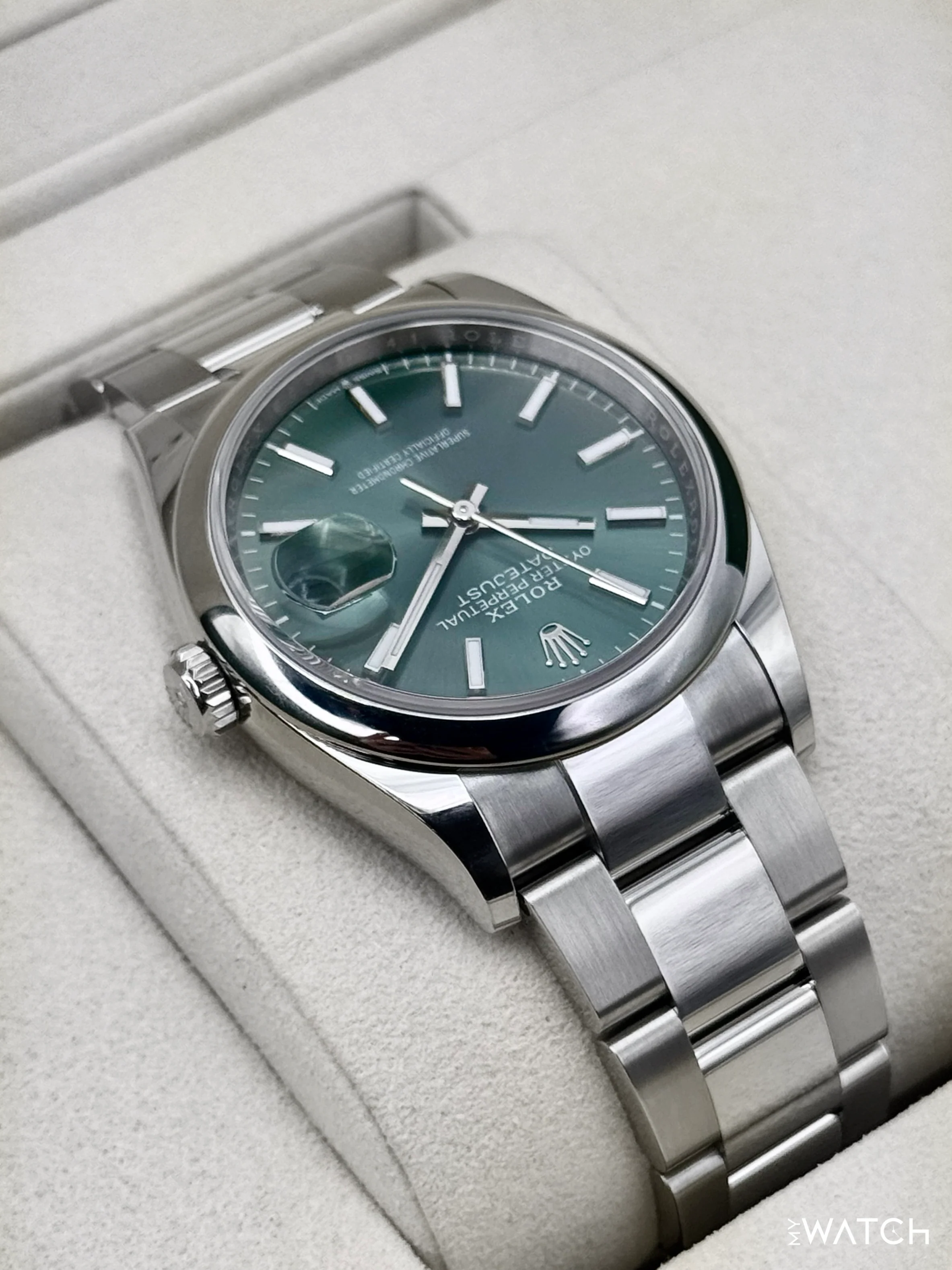 NEW 2025 Rolex Datejust 36mm 126200 Oyster Mint Green Dial - Image 8