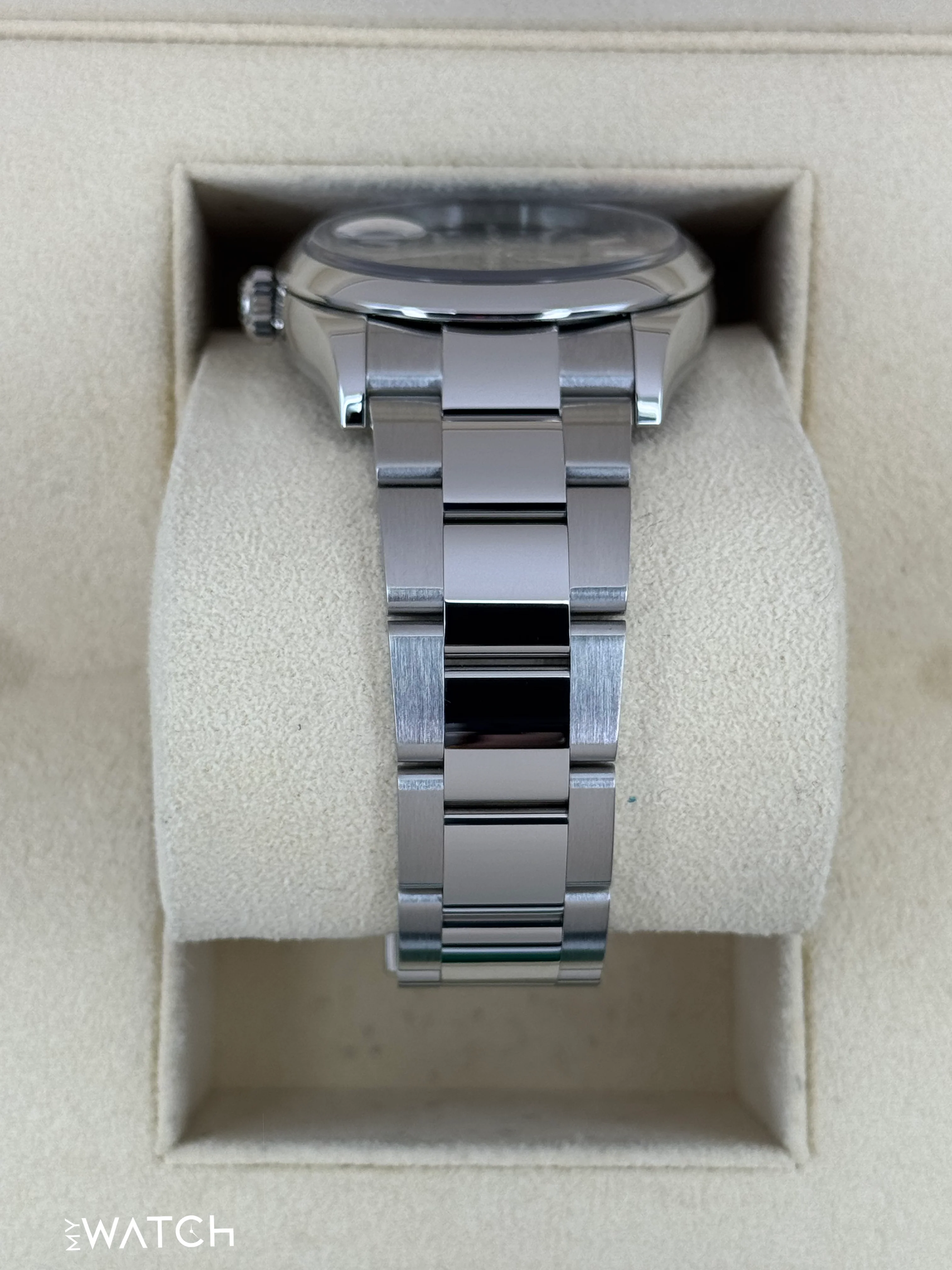 NEW 2025 Rolex Datejust 36mm 126200 Stainless Steel Oyster Blue Dial - Image 4