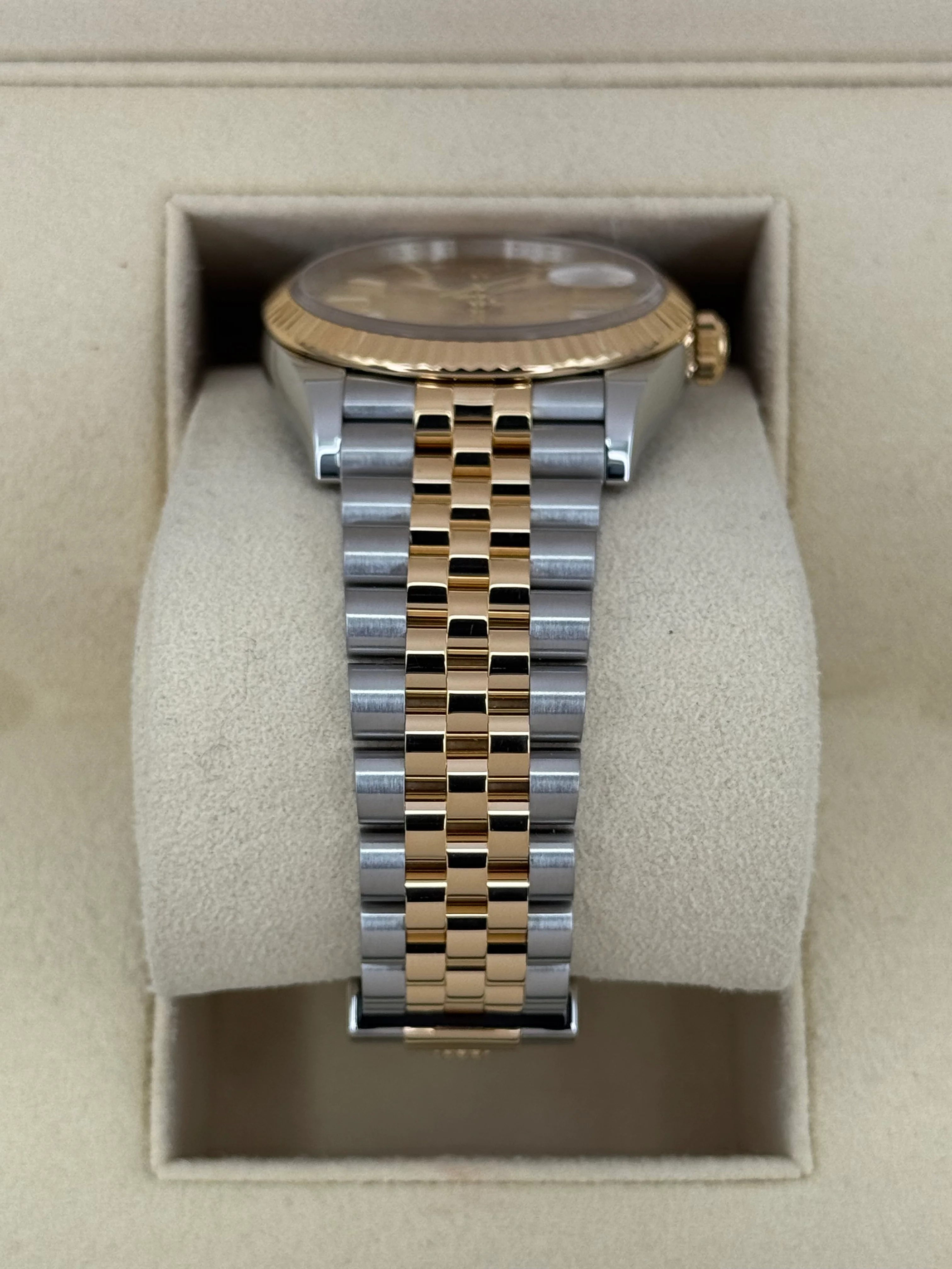 NEW 2025 Rolex Datejust 36mm 126233 Two-Tone Champagne Dial - Image 3