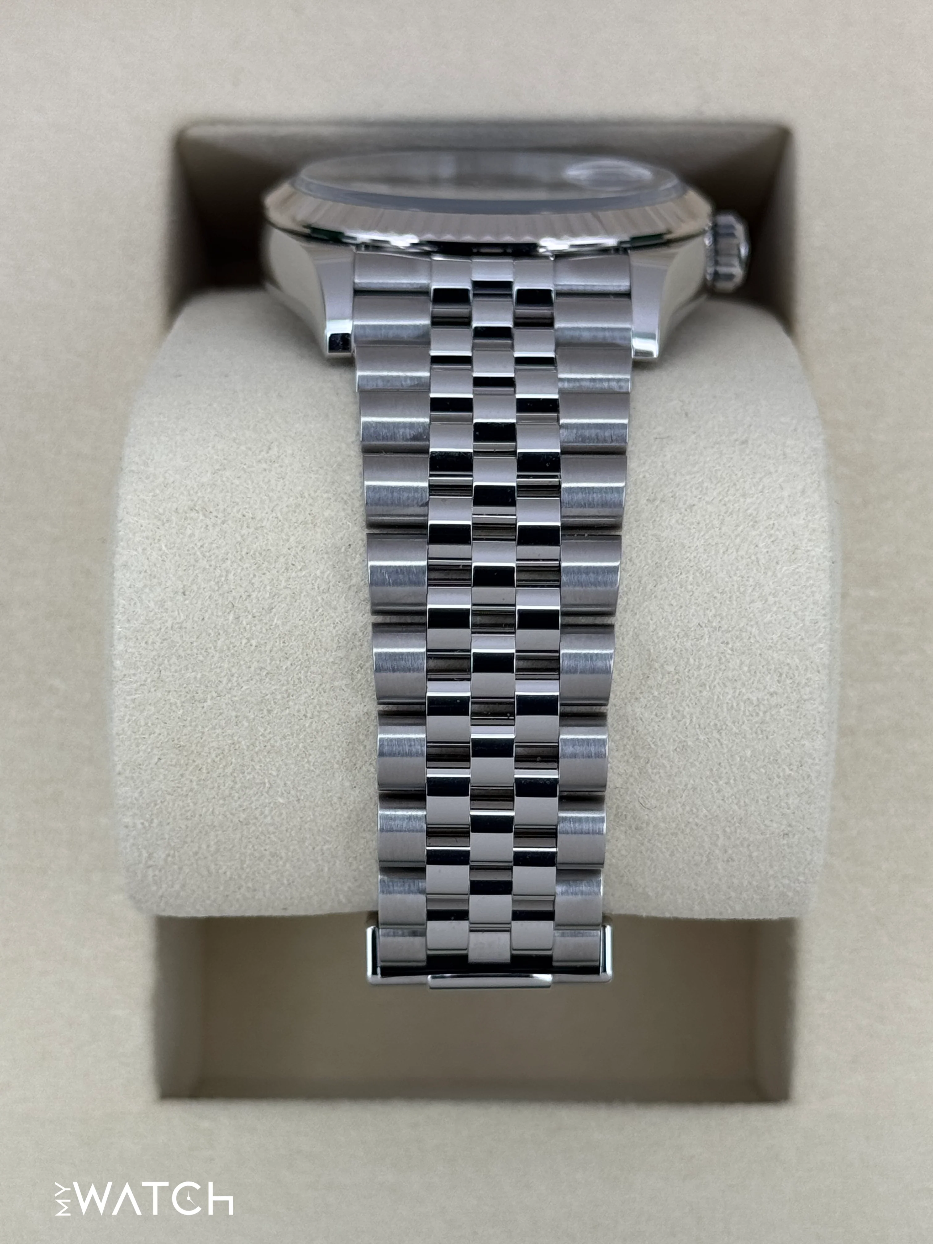 NEW 2025 Rolex Datejust 36mm 126234 Stainless Steel Jubilee Black Dial - Image 3