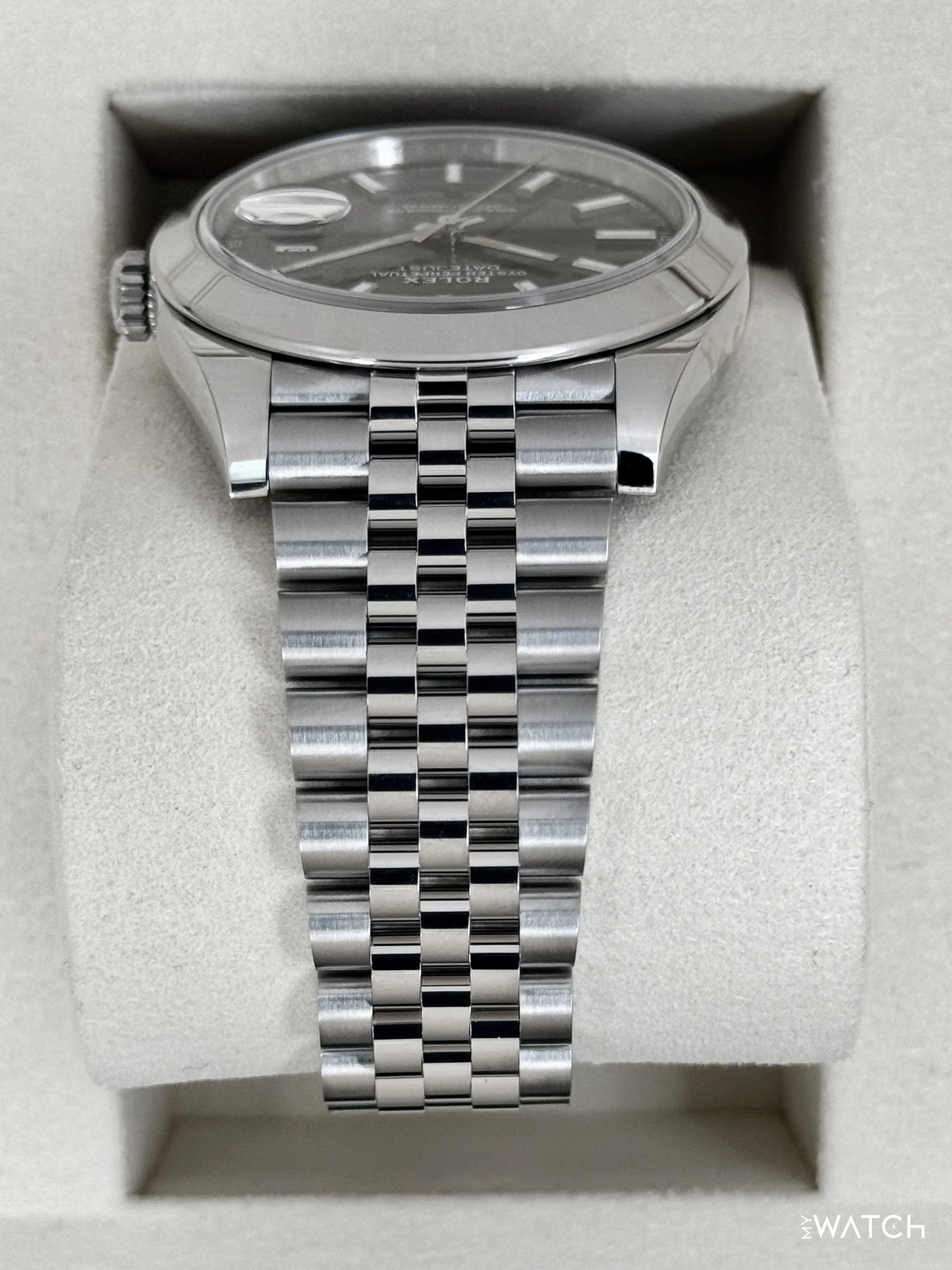 NEW 2025 Rolex Datejust 41mm 126300 Stainless Steel Jubilee Black Dial - Image 4