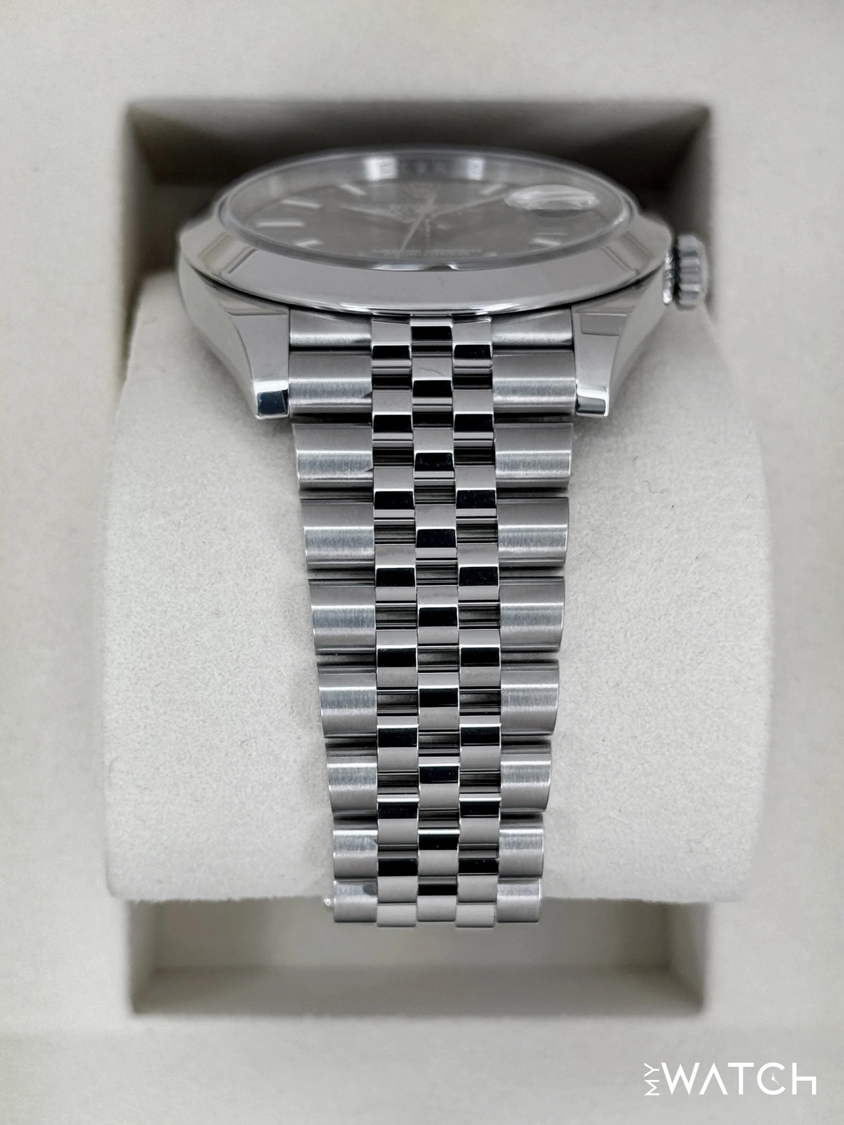 NEW 2025 Rolex Datejust 41mm 126300 Stainless Steel Jubilee Rhodium Dial - Image 3
