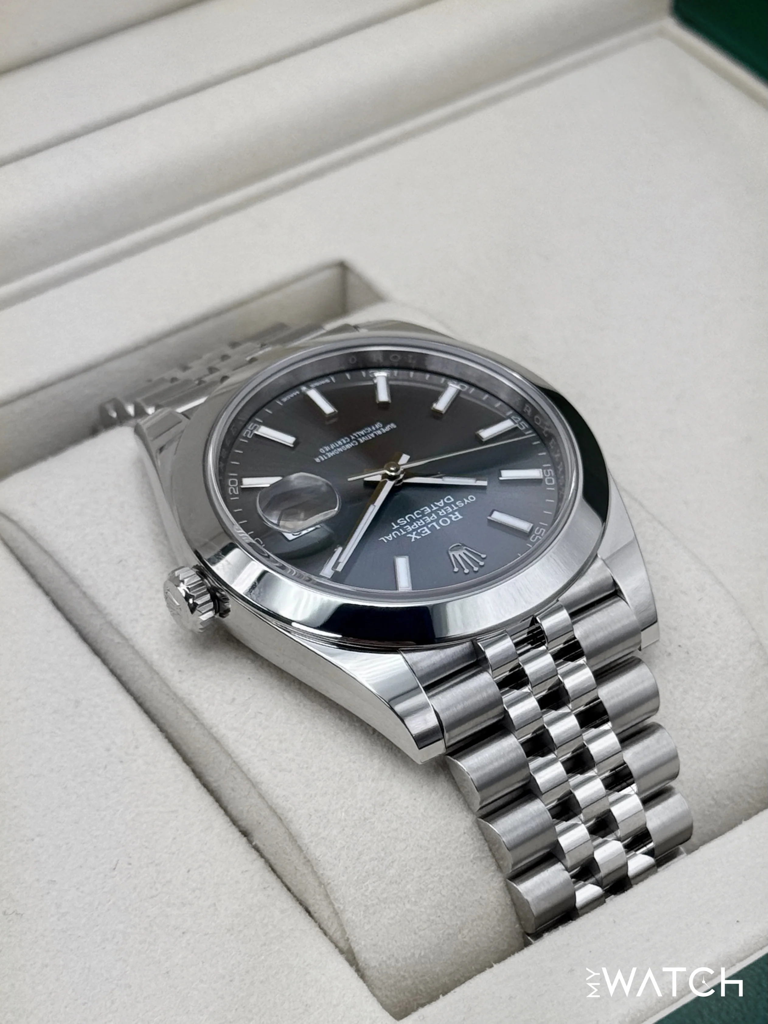 NEW 2025 Rolex Datejust 41mm 126300 Stainless Steel Jubilee Rhodium Dial - Image 8