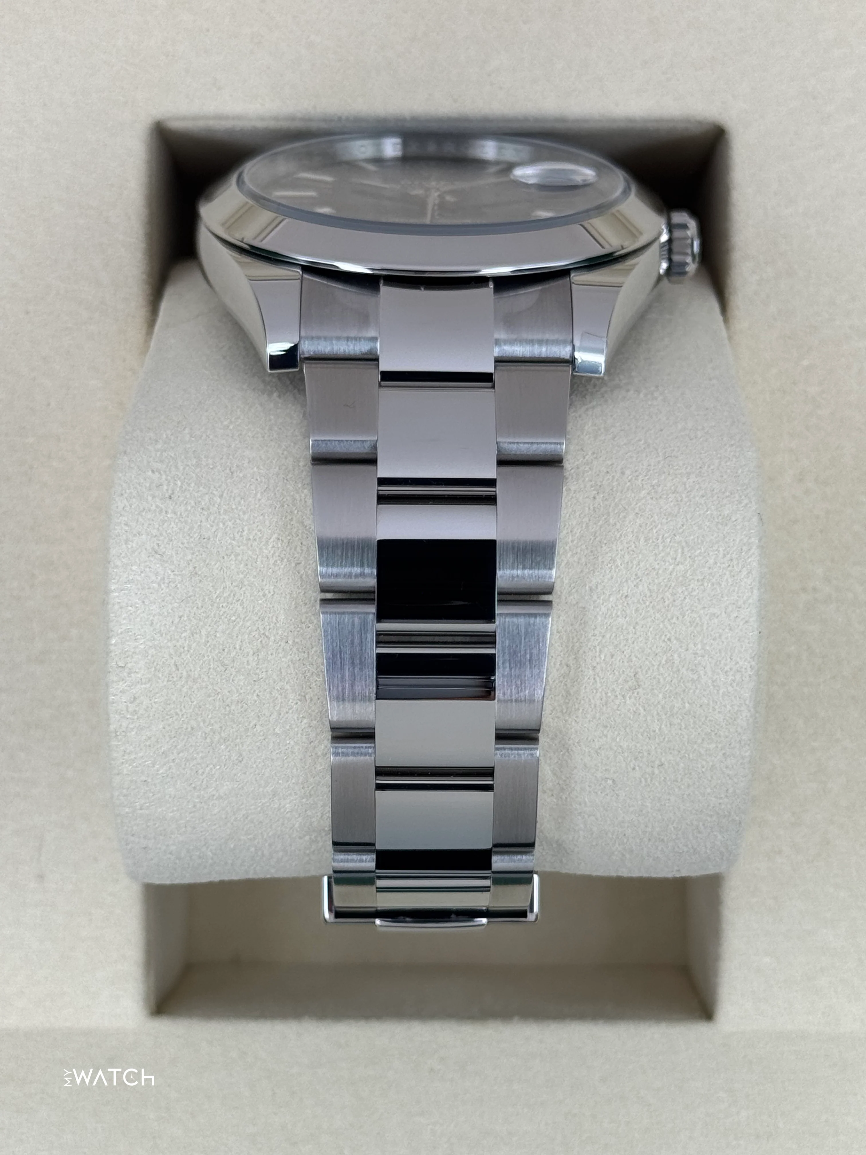 NEW 2025 Rolex Datejust 41mm 126300 Stainless Steel Oyster Blue Dial - Image 3