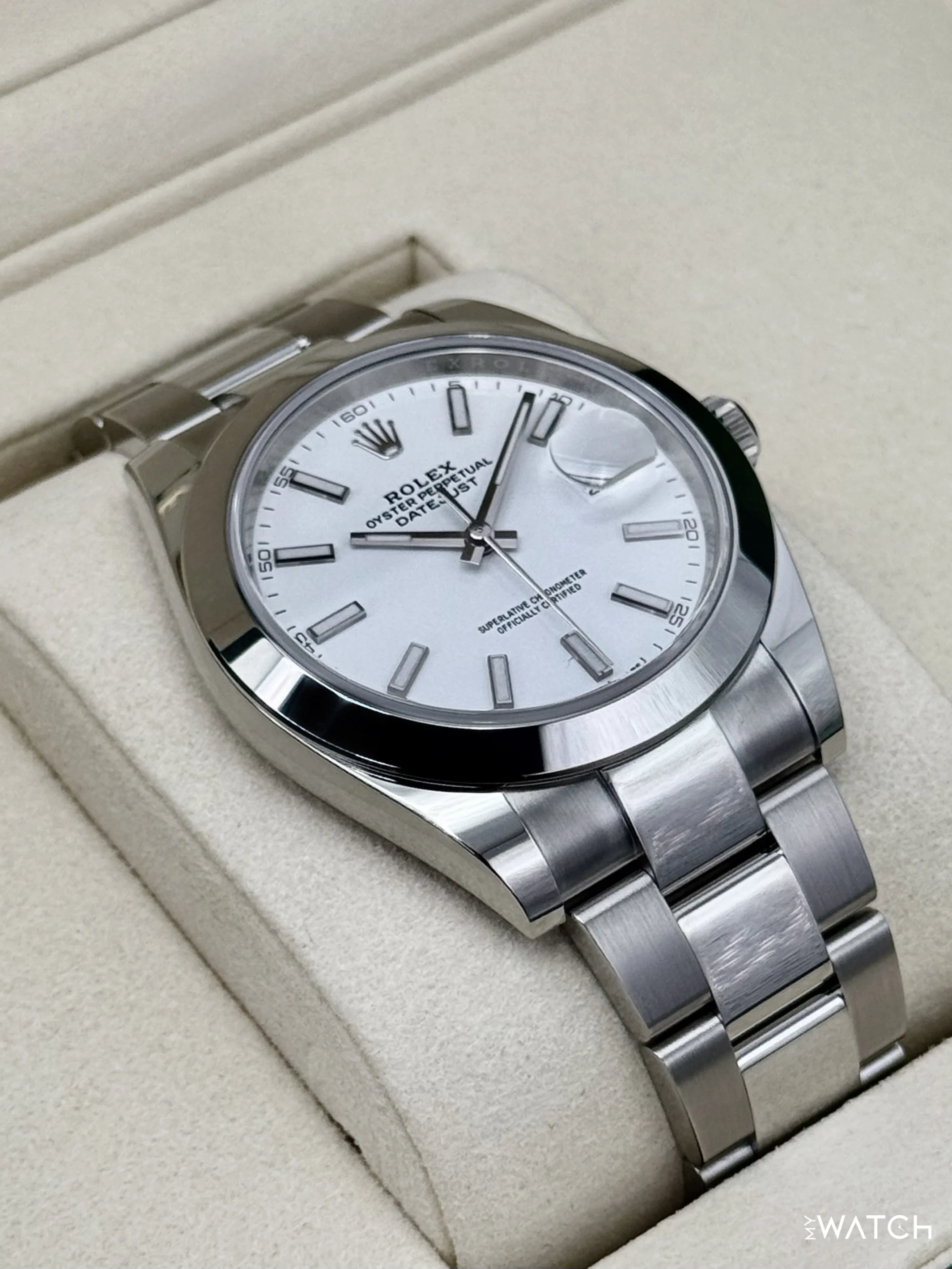 NEW 2025 Rolex Datejust 41mm 126300 Stainless Steel Oyster White Dial - Image 6