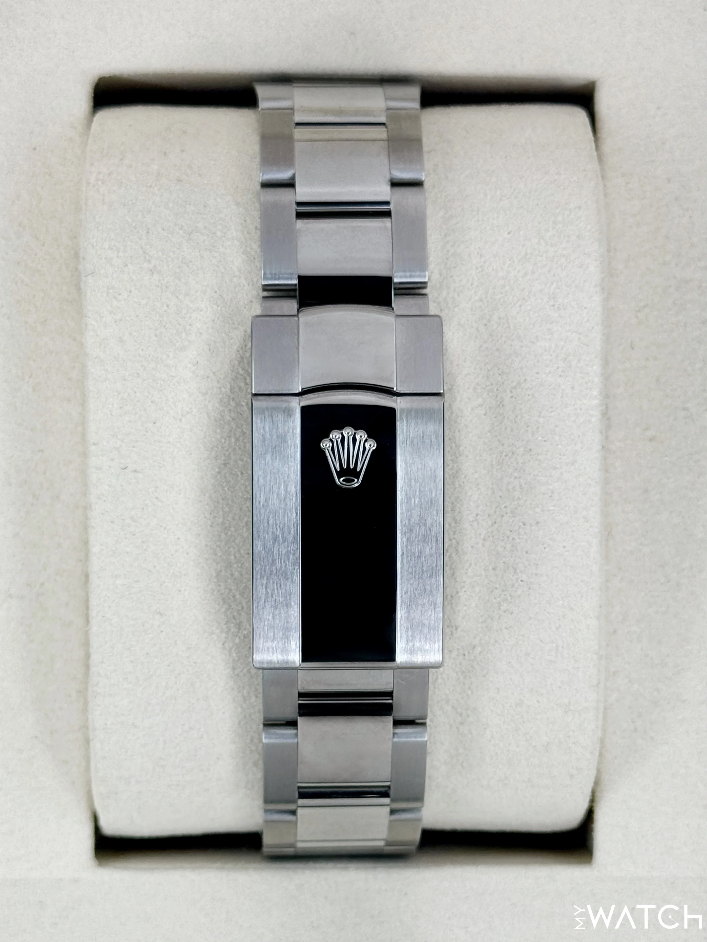 NEW 2025 Rolex Datejust 41mm 126300 Stainless Steel Oyster White Dial - Image 2