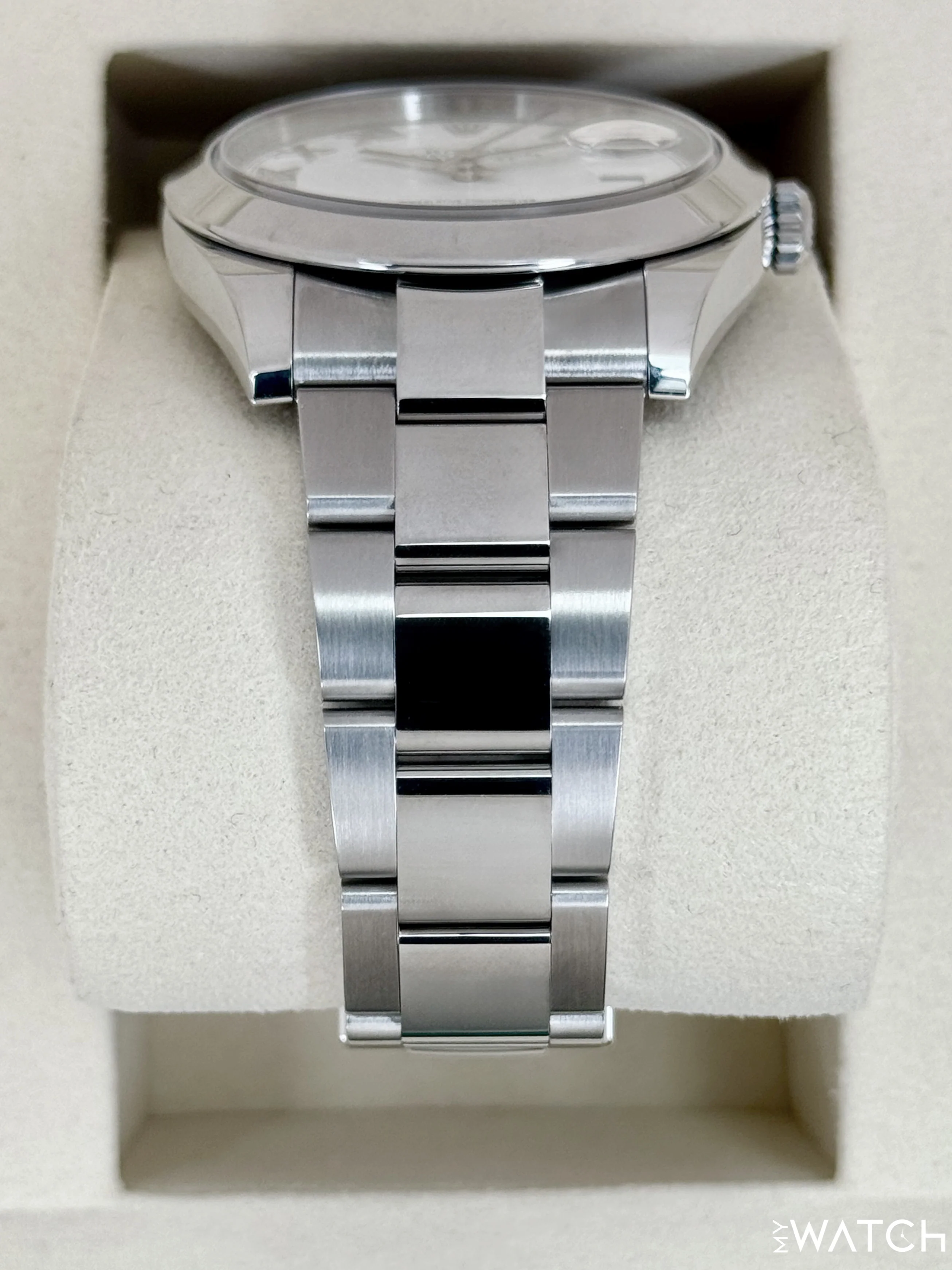 NEW 2025 Rolex Datejust 41mm 126300 Stainless Steel Oyster White Dial - Image 3