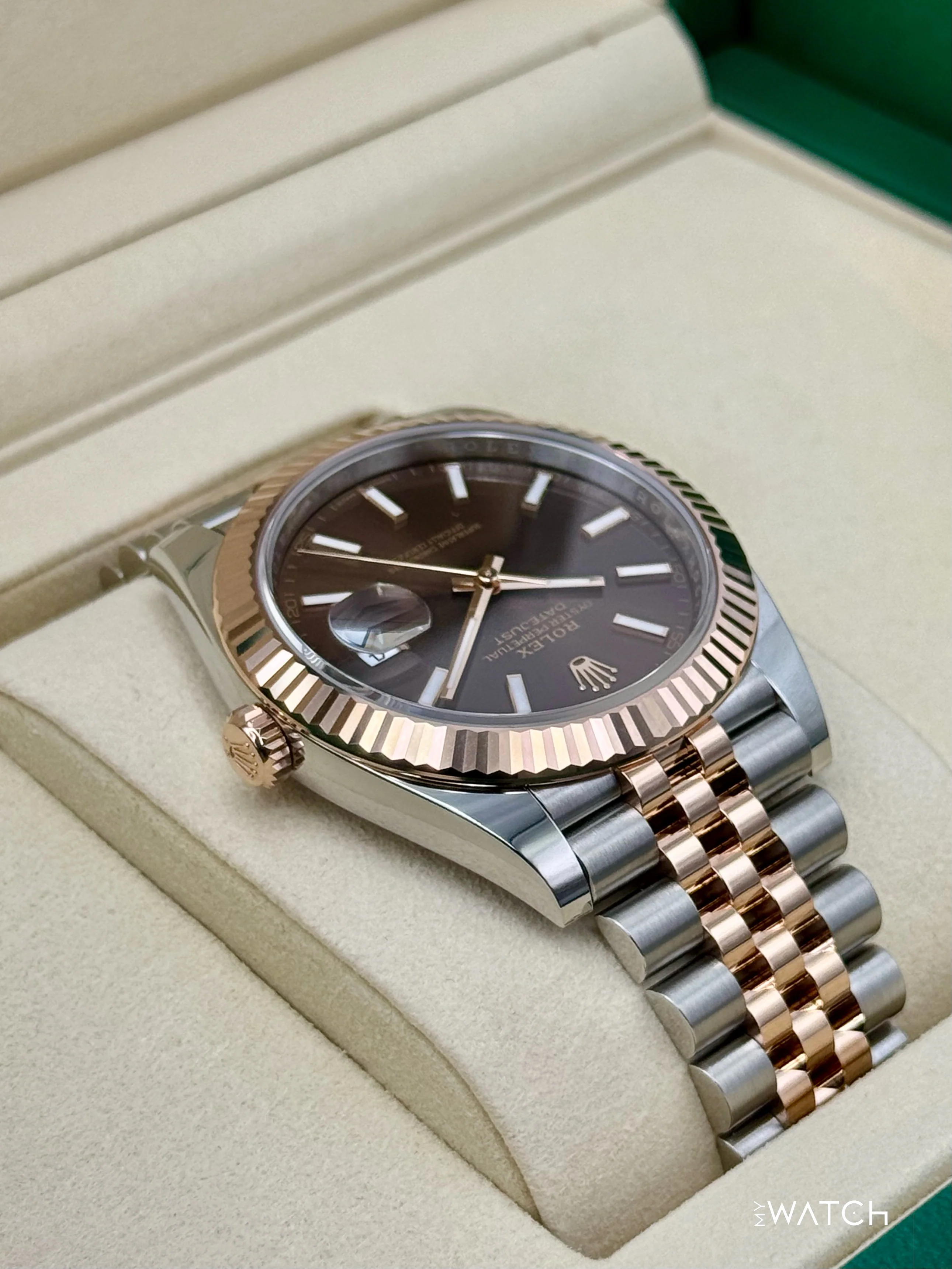 NEW 2025 Rolex Datejust 41mm 126331 Two-Tone Rose Gold Chocolate Dial (STICKERED) - Image 8