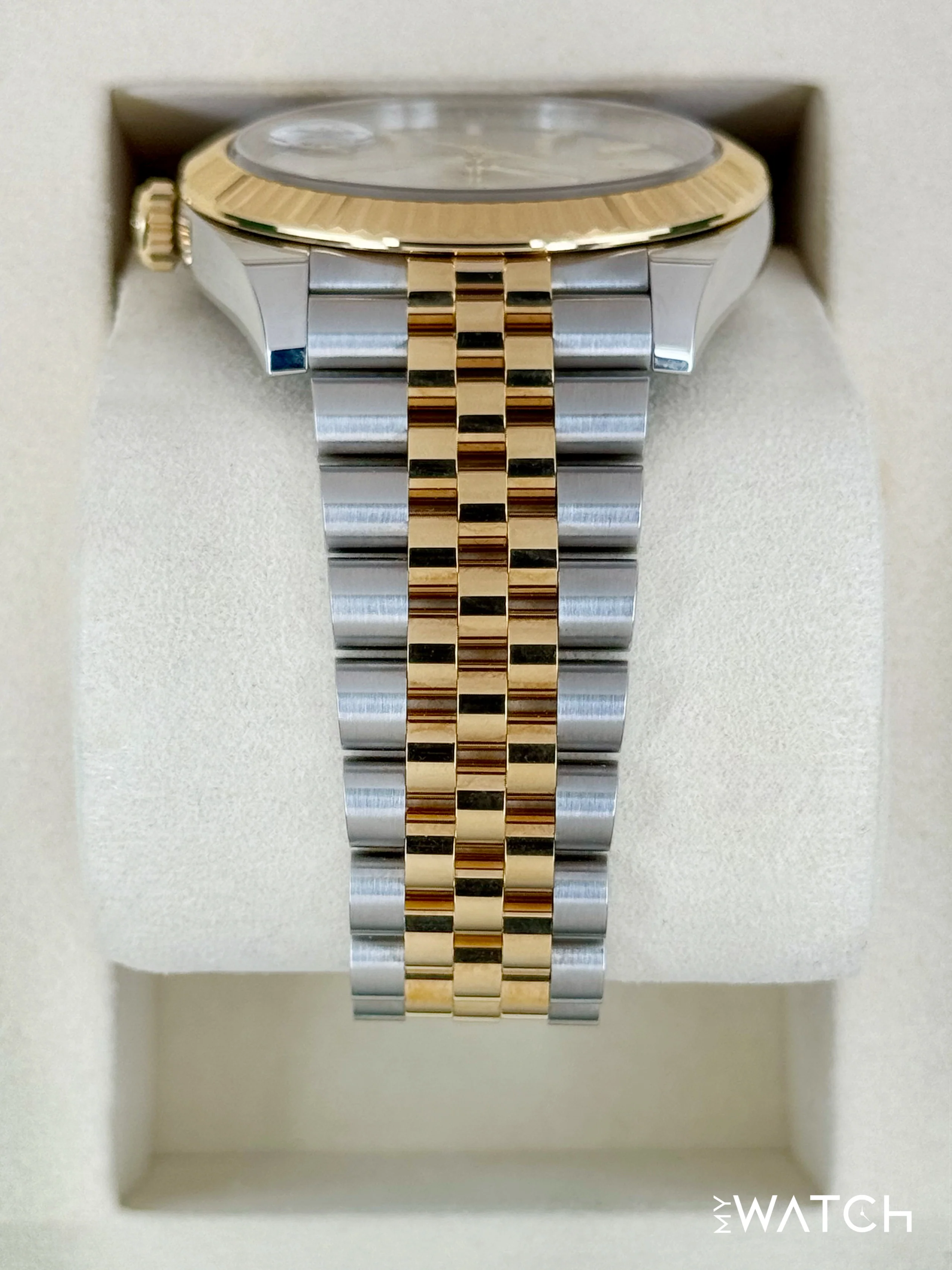 NEW 2025 Rolex Datejust 41mm 126333 Two-Tone Jubilee Silver Dial - Image 4