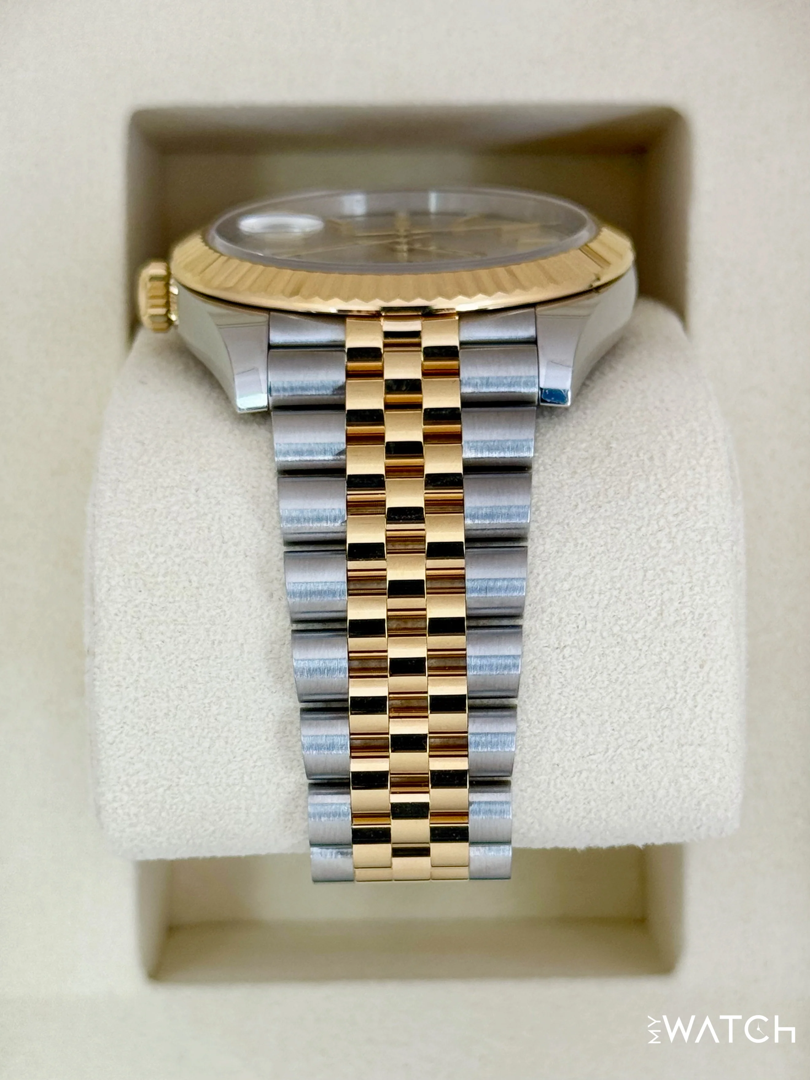 NEW 2025 Rolex Datejust 41mm 126333 Two-Tone Jubilee Silver Dial (STICKERED) - Image 4