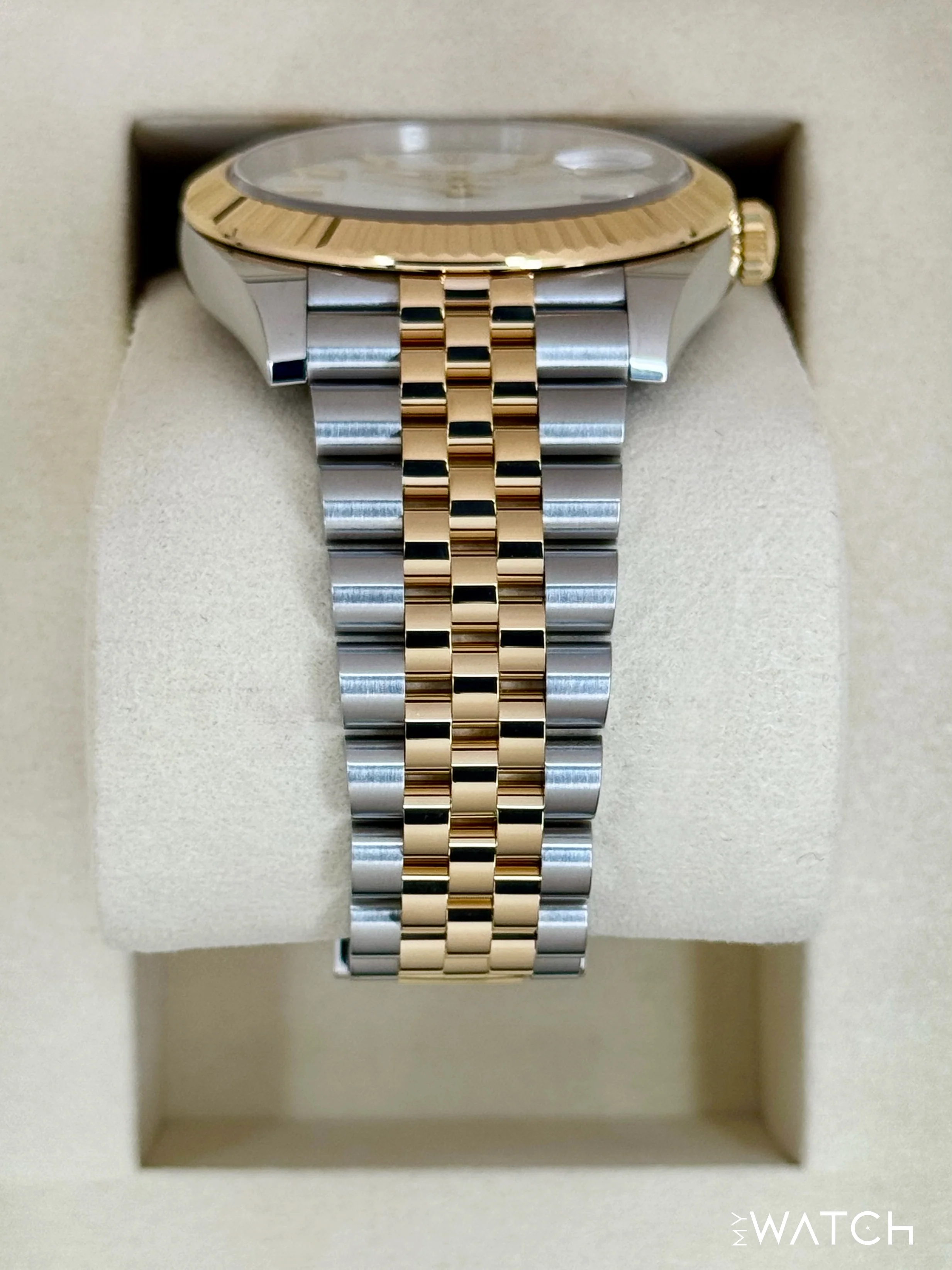 NEW 2025 Rolex Datejust 41mm 126333 Two-Tone Jubilee White Dial - Image 3