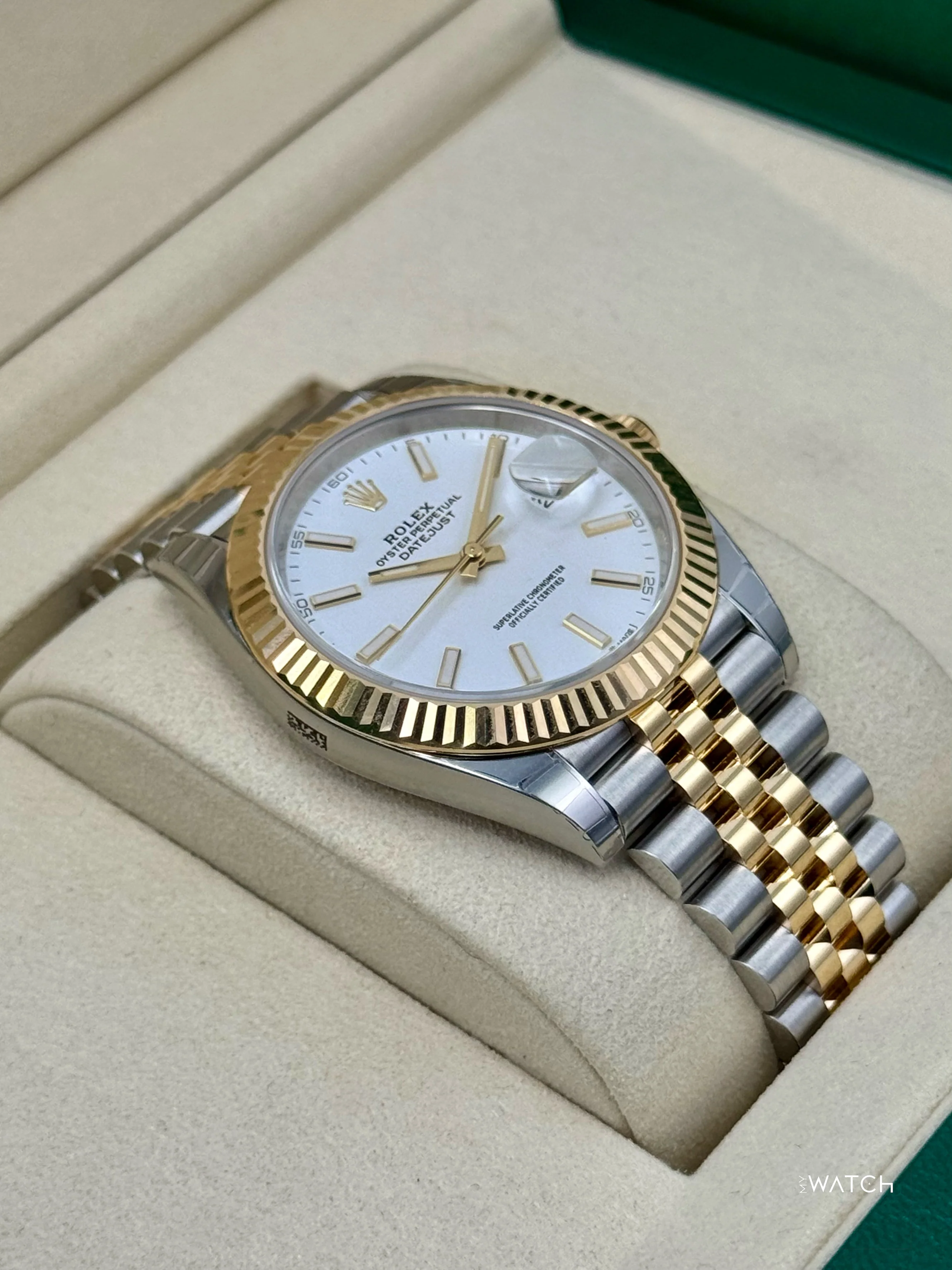 NEW 2025 Rolex Datejust 41mm 126333 Two-Tone Jubilee White Dial (STICKERED) - Image 6