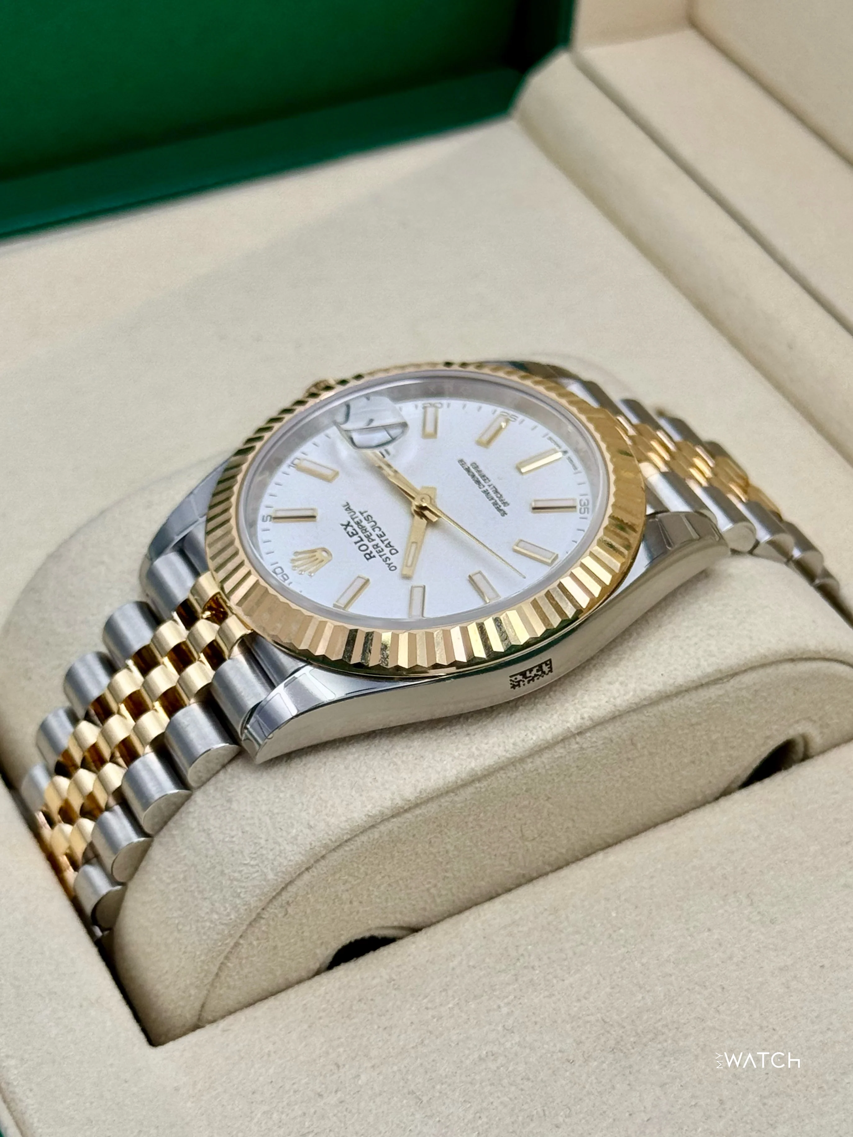 NEW 2025 Rolex Datejust 41mm 126333 Two-Tone Jubilee White Dial (STICKERED) - Image 7