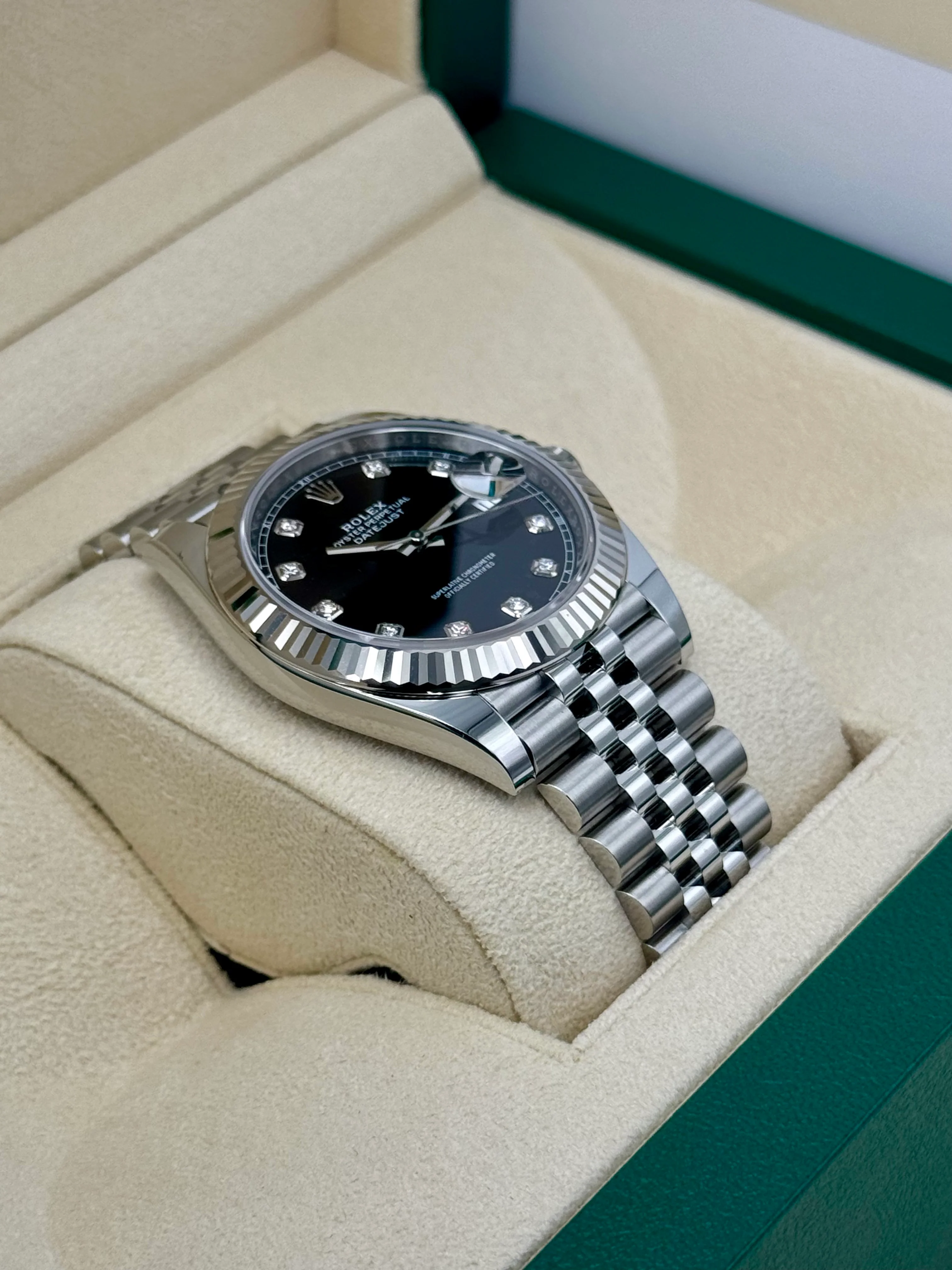 NEW 2025 Rolex Datejust 41mm 126334 Jubilee Black Diamond Dial - Image 6