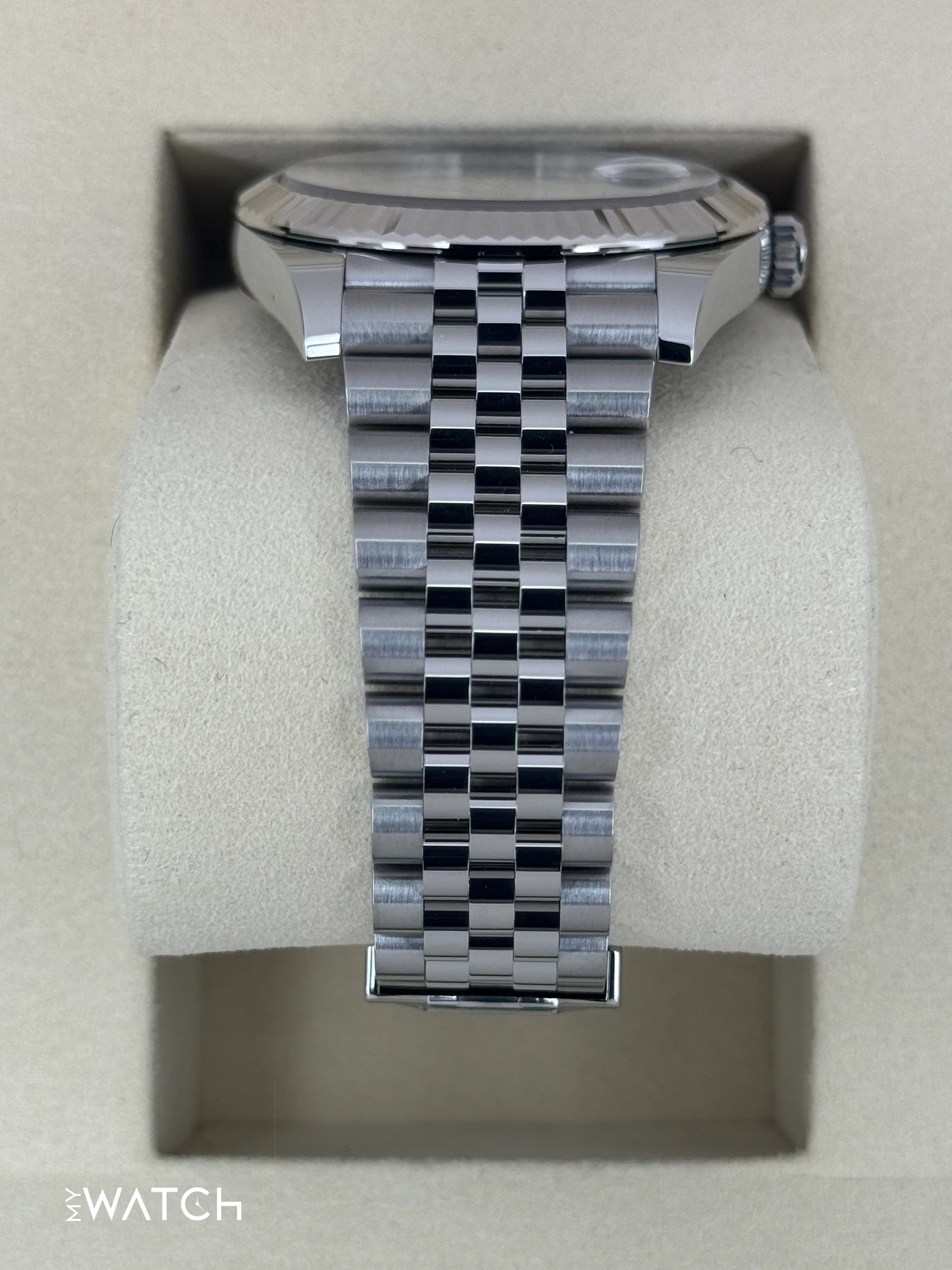 NEW 2025 Rolex Datejust 41mm 126334 Jubilee Wimbledon Dial - Image 3
