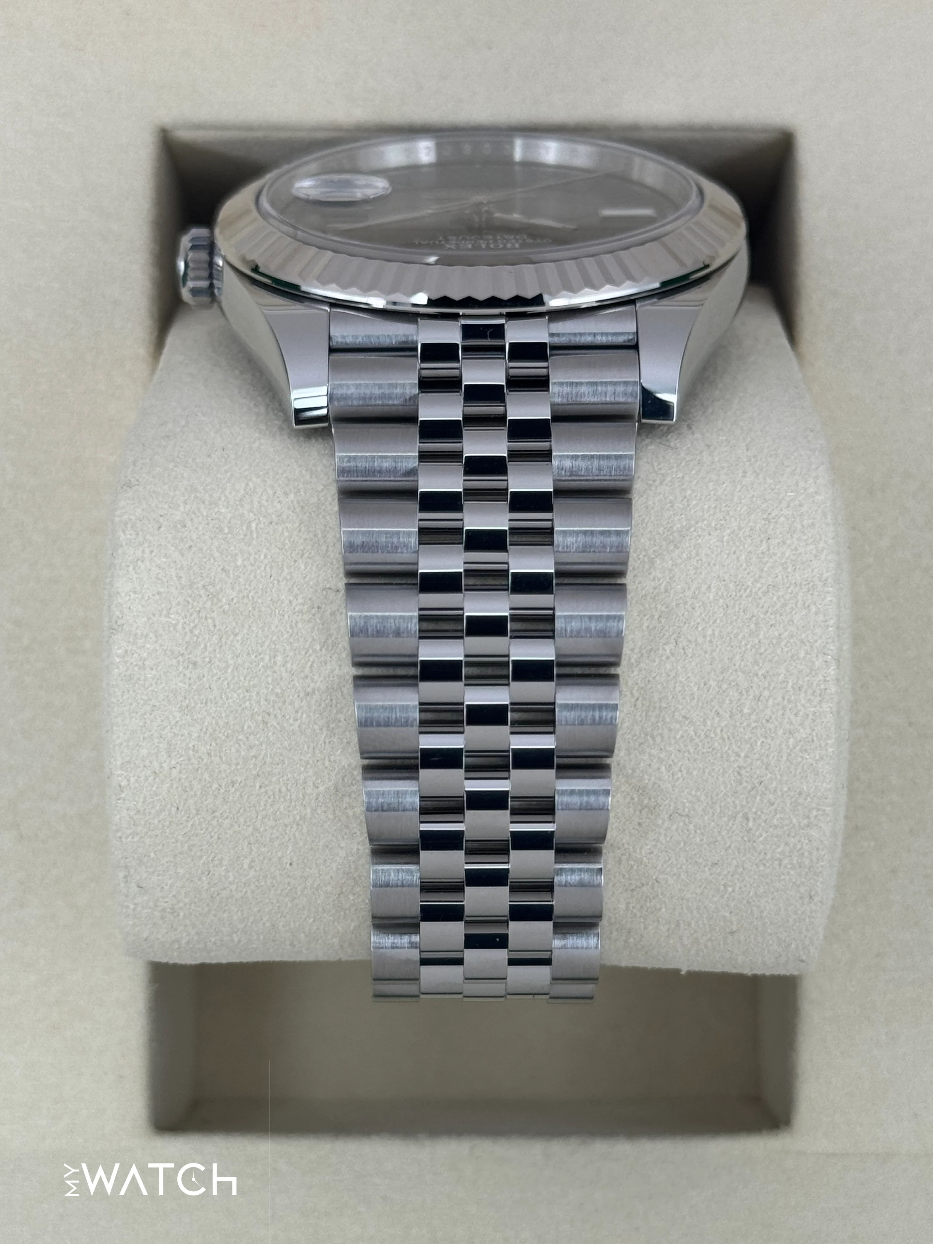 NEW 2025 Rolex Datejust 41mm 126334 Jubilee Wimbledon Dial - Image 4