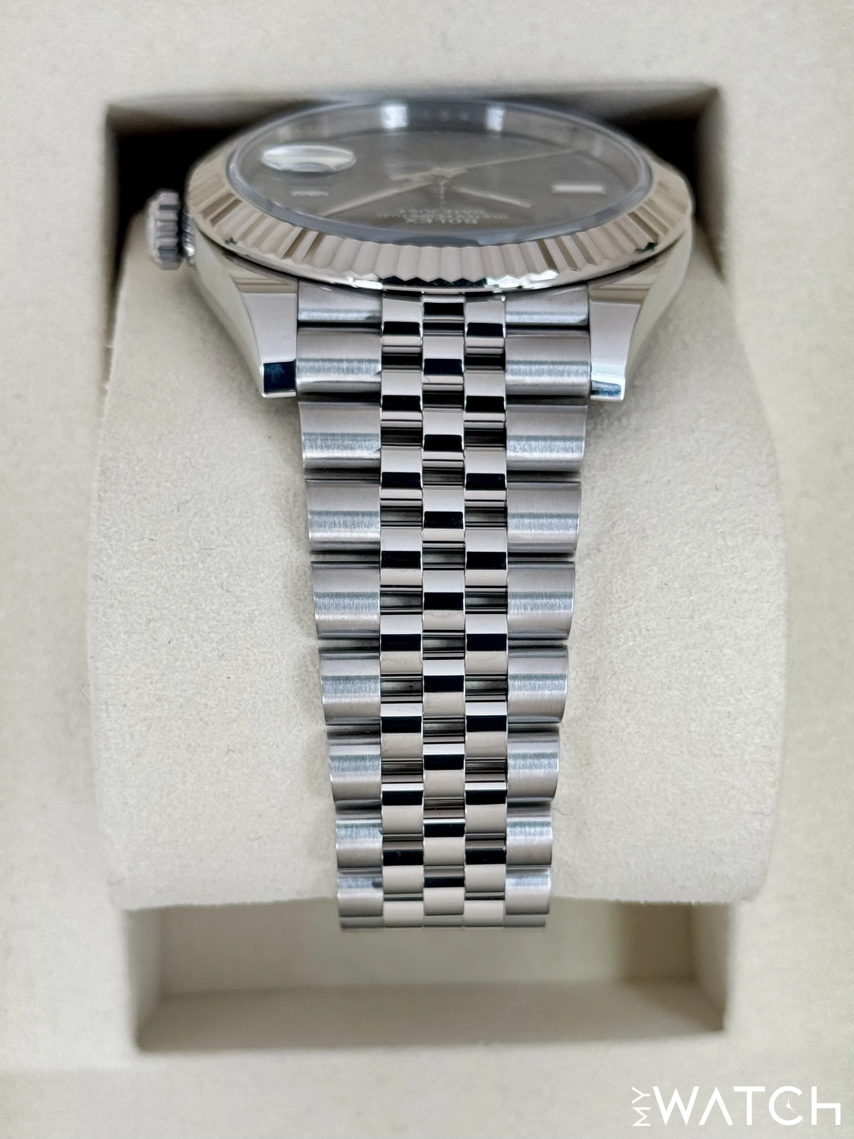 NEW 2025 Rolex Datejust 41mm 126334 Jubilee Wimbledon Dial - Image 4