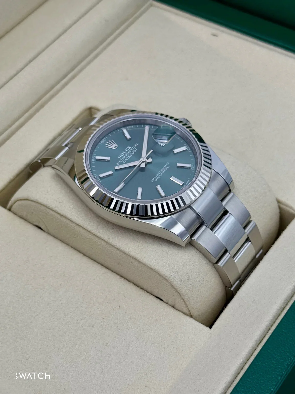 NEW 2025 Rolex Datejust 41mm 126334 Oyster Mint Green Dial - Image 6
