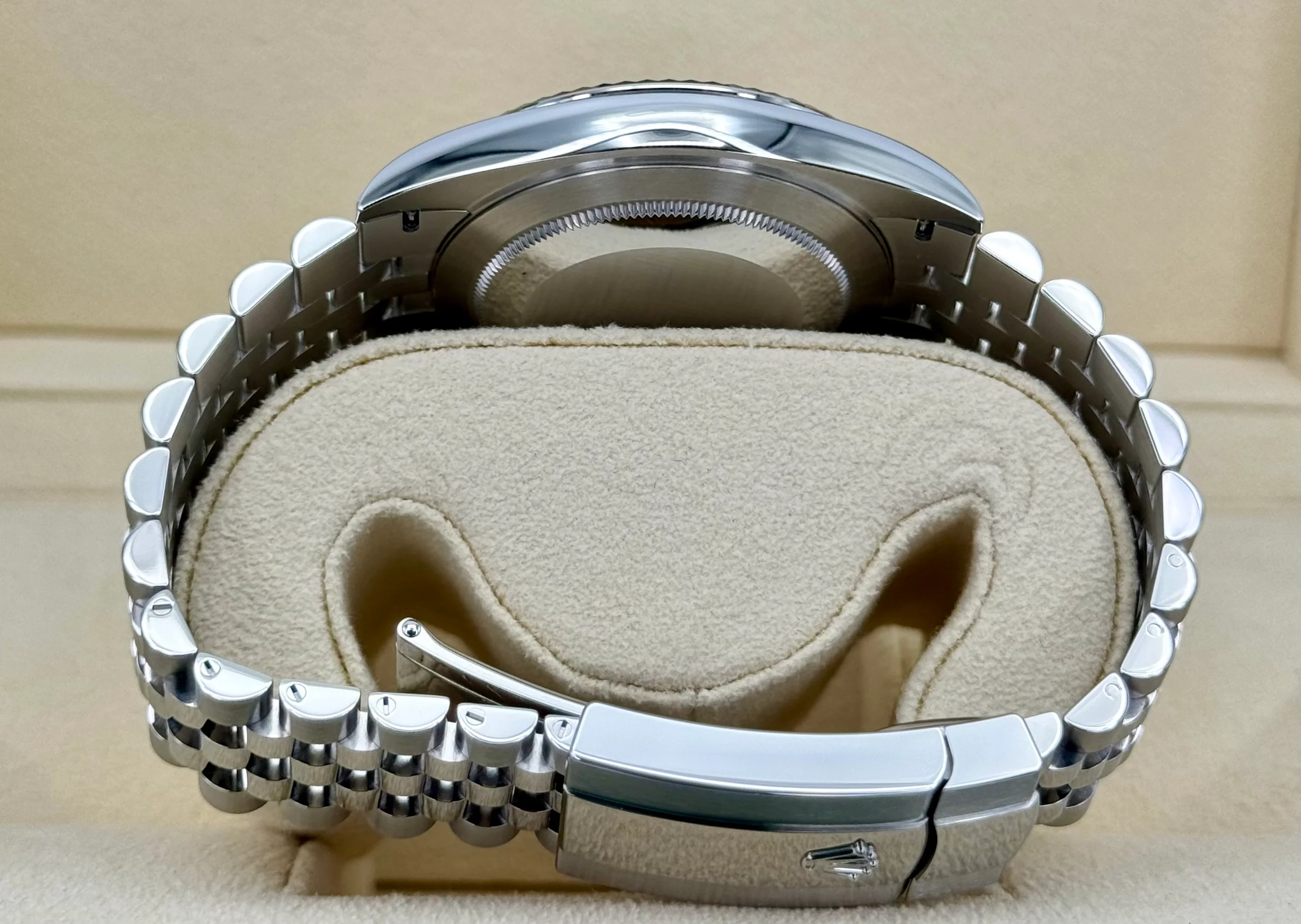NEW 2024 Rolex Datejust 41mm 126334 Stainless Steel Jubilee Blue Dial - Image 10