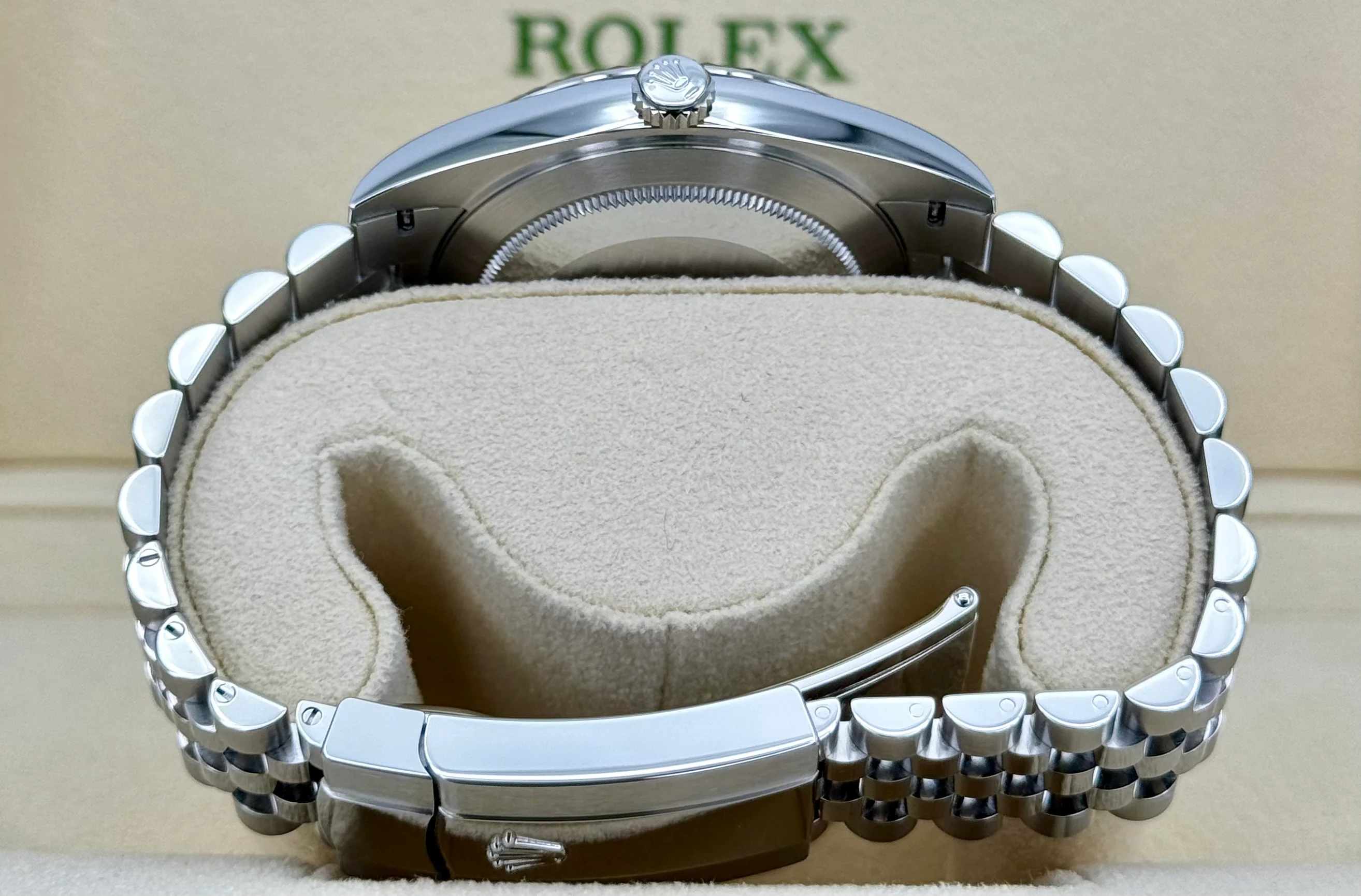 NEW 2024 Rolex Datejust 41mm 126334 Stainless Steel Jubilee Blue Dial - Image 9