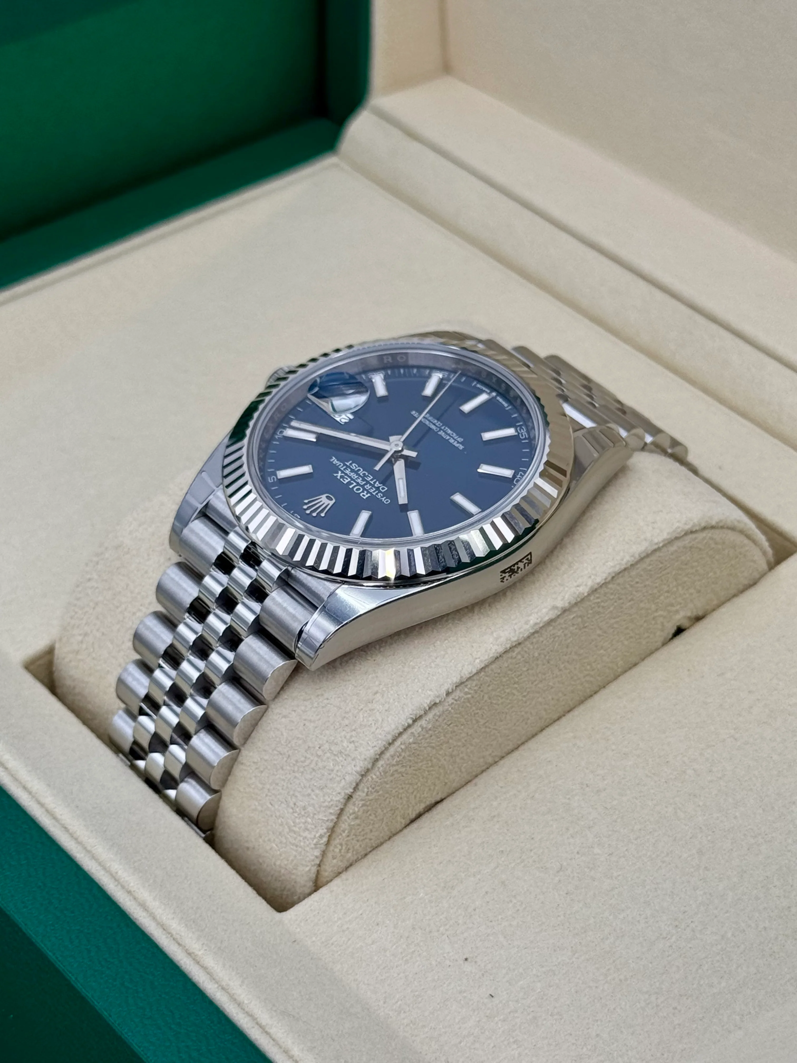 NEW 2025 Rolex Datejust 41mm 126334 Stainless Steel Jubilee Blue Dial - Image 7