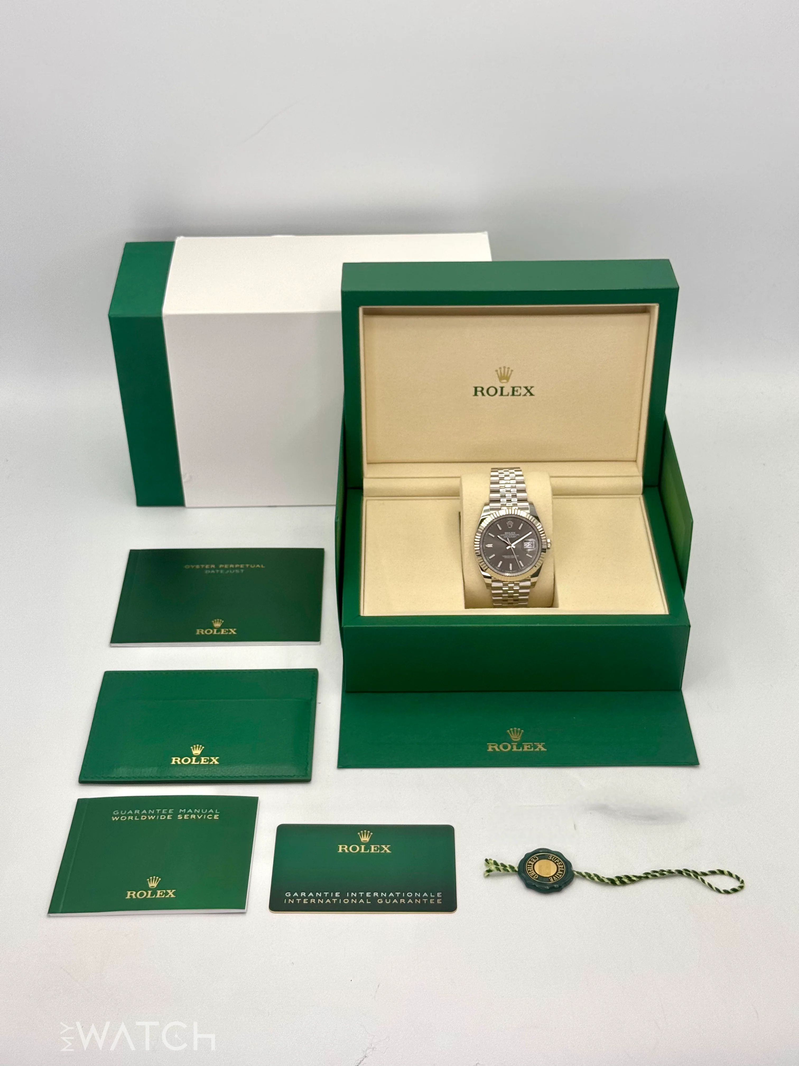 NEW 2025 Rolex Datejust 41mm 126334 Stainless Steel Jubilee Rhodium Dial - Image 10