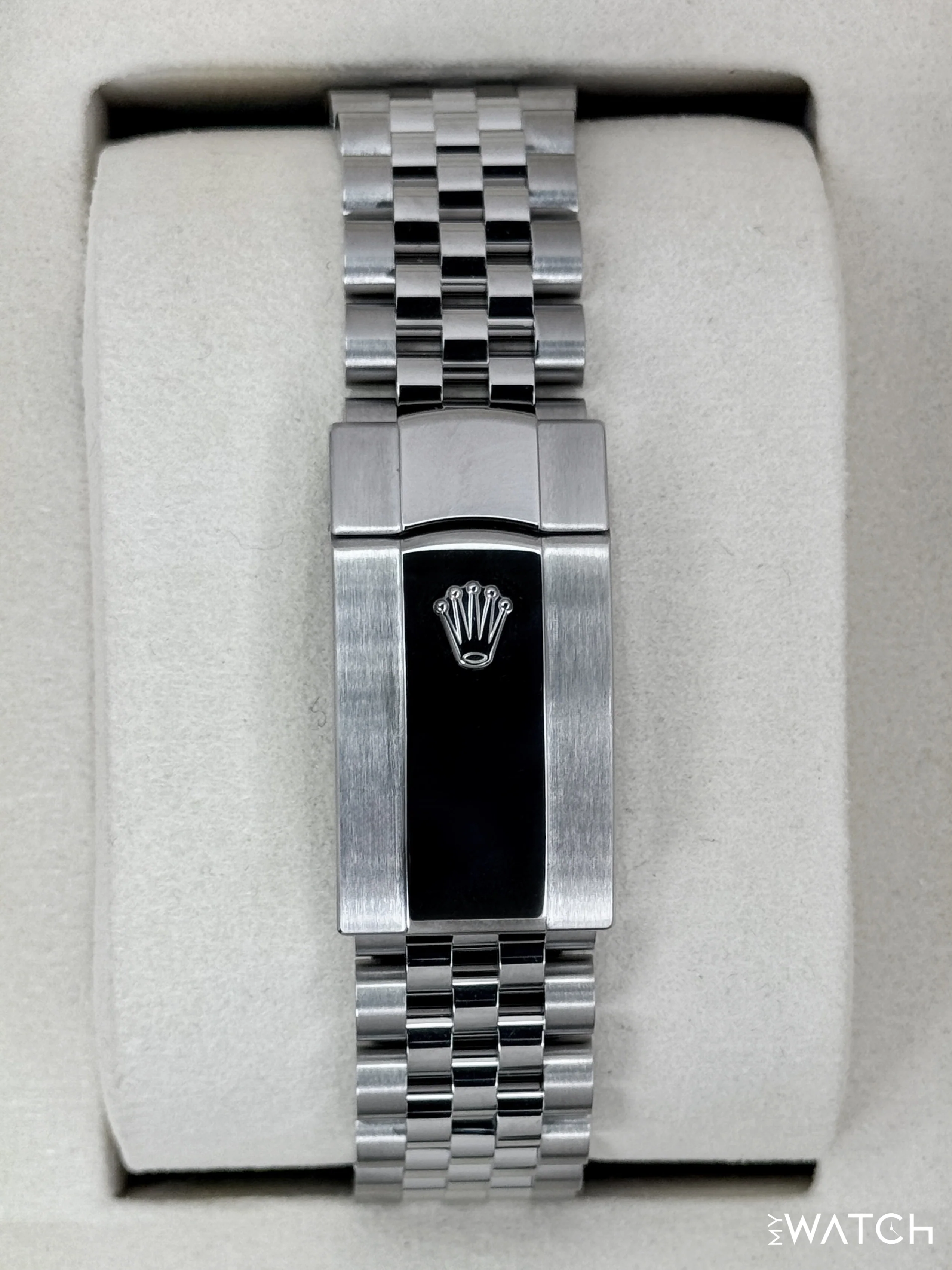 NEW 2025 Rolex Datejust 41mm 126334 Stainless Steel Jubilee Rhodium Dial - Image 2