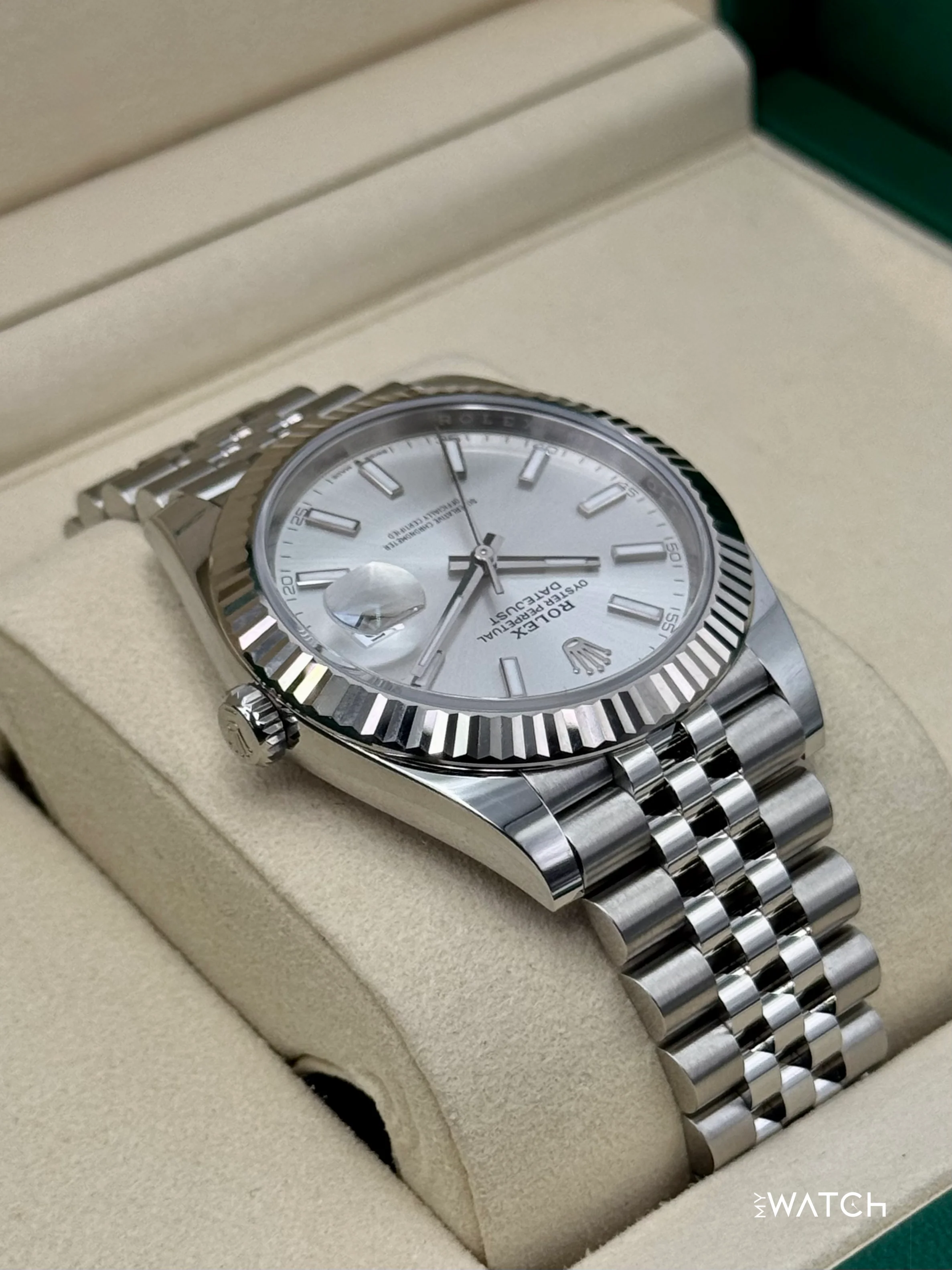 New 2025 Rolex Datejust 41mm 126334 Stainless Steel Jubilee Silver Dial - Image 8
