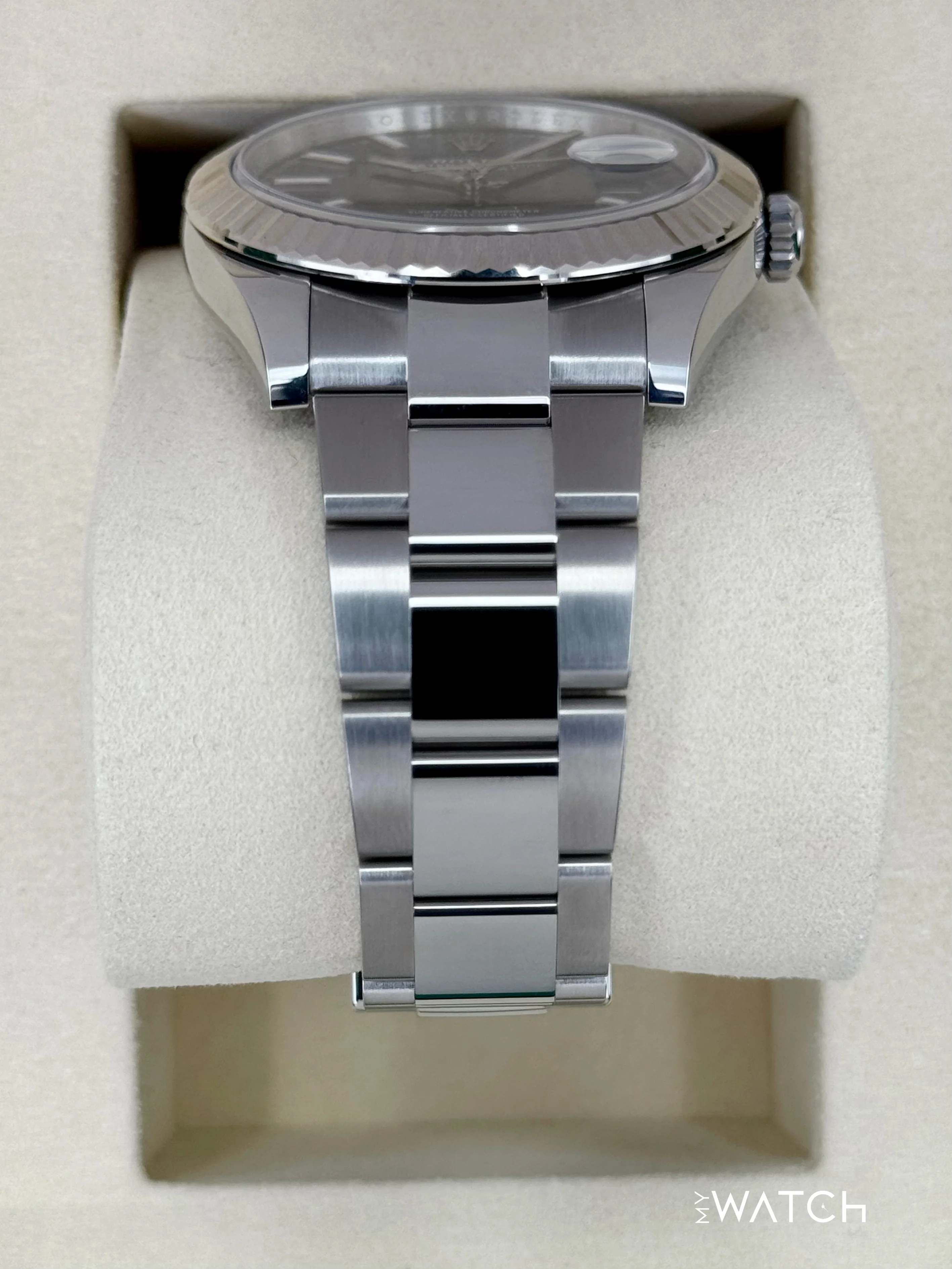 NEW 2025 Rolex Datejust 41mm 126334 Stainless Steel Oyster Blue Dial - Image 3