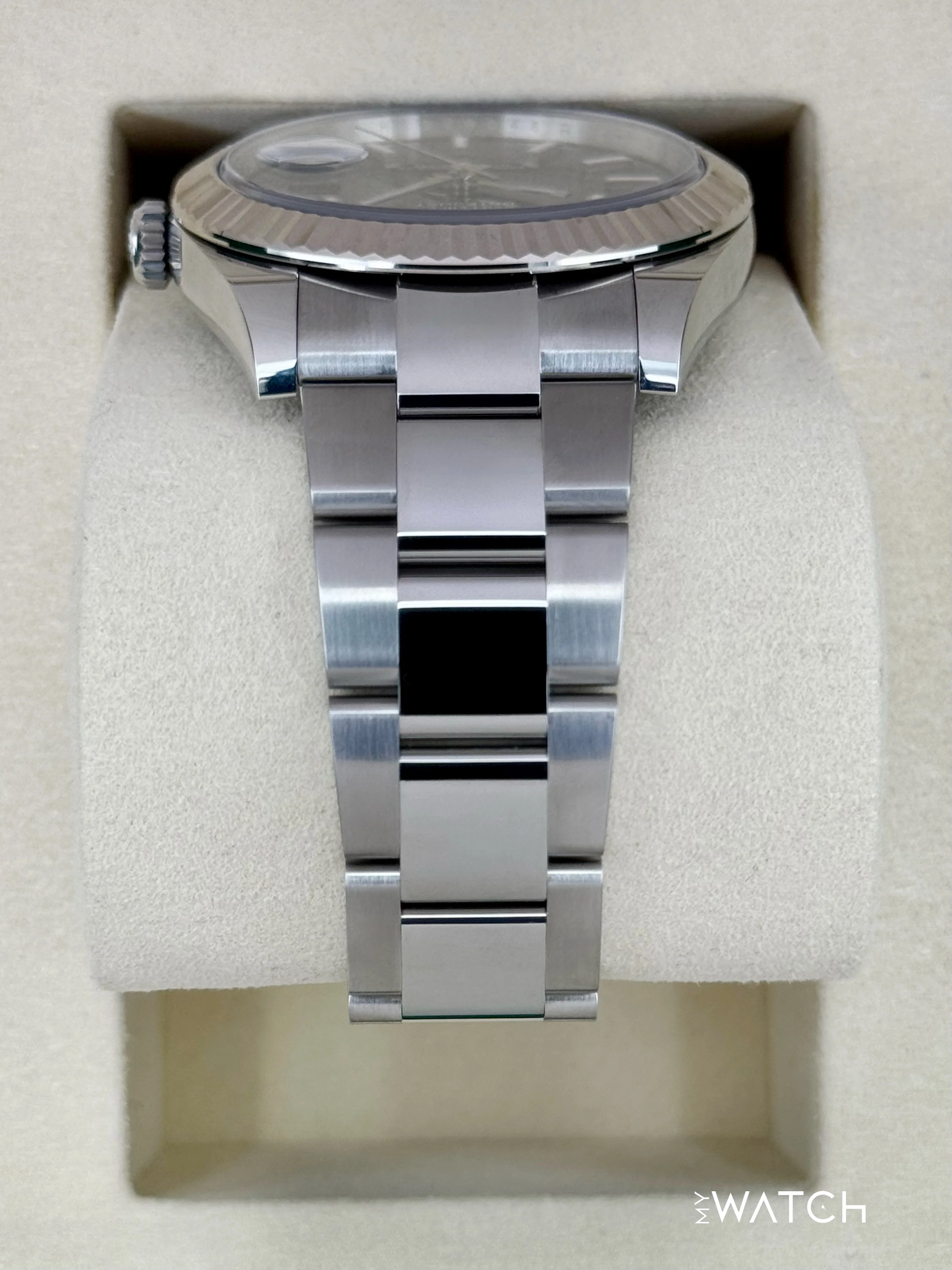 NEW 2025 Rolex Datejust 41mm 126334 Stainless Steel Oyster Blue Dial - Image 4