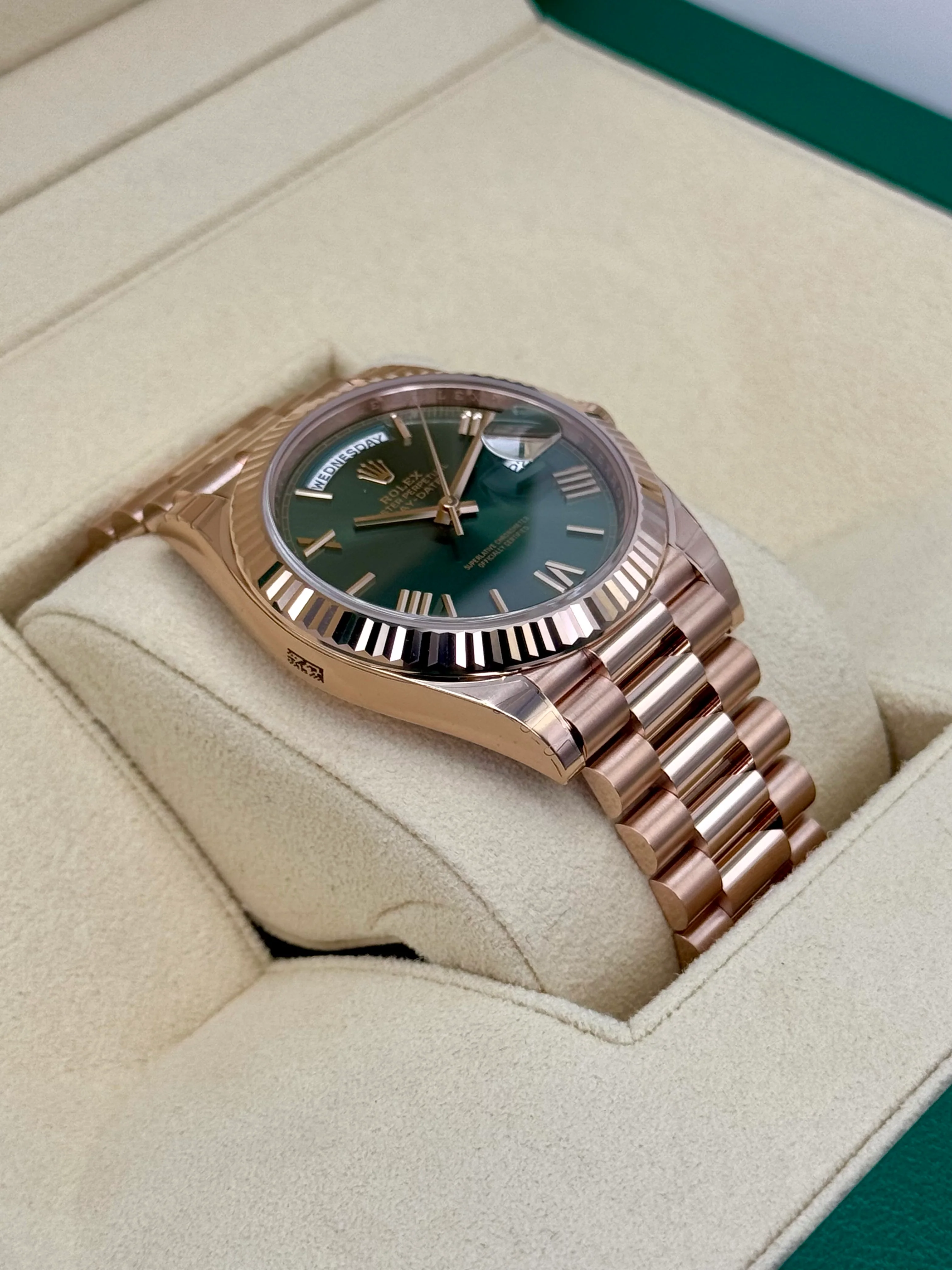 NEW 2025 Rolex Day-Date 40mm 228235 Presidential Rose Gold Olive Dial - Image 6